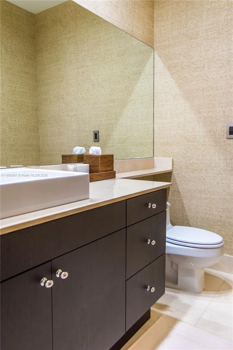 3705 Ne 214 St 13, Aventura, Florida 33180, Aventura, Florida 33180, 4 Bedrooms Bedrooms, ,4 BathroomsBathrooms,Residential Lease,For Rent,3705 Ne 214 St 13, Aventura, Florida 33180,A11880867