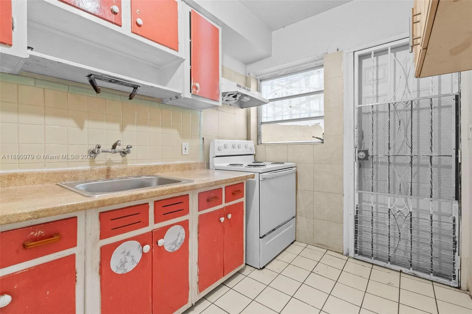 1345 Sw 7th St, Miami, Florida 33135, Miami, Florida 33135, ,Residential Income,For Sale,1345 Sw 7th St, Miami, Florida 33135,A11880979