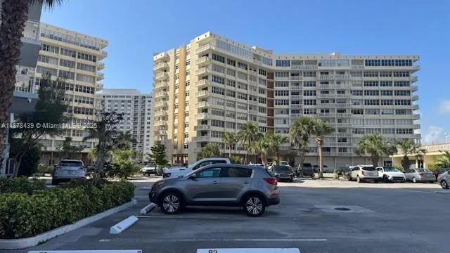 Hallandale Beach, Florida 33009, 1 Bedroom Bedrooms, ,1 BathroomBathrooms,Residential,For Sale,A11878439 Hallandale Beach, Florida 33009, 1 Bedroom Bedrooms, ,1 BathroomBathrooms,Residential,For Sale,A11878439