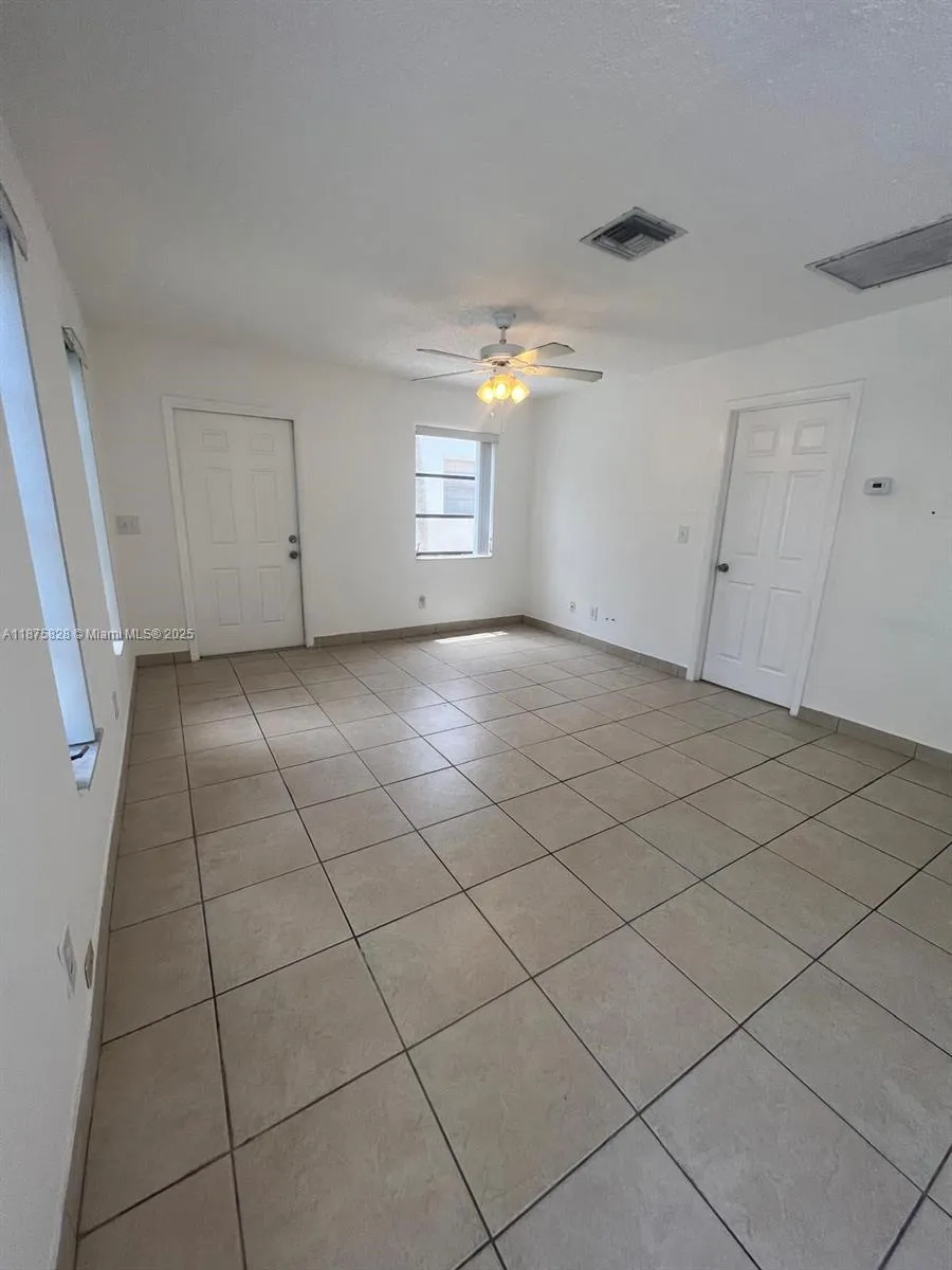 1670 Harding St, Hollywood, Florida 33020, Hollywood, Florida 33020, ,Residential Income,For Sale,1670 Harding St, Hollywood, Florida 33020,A11875828