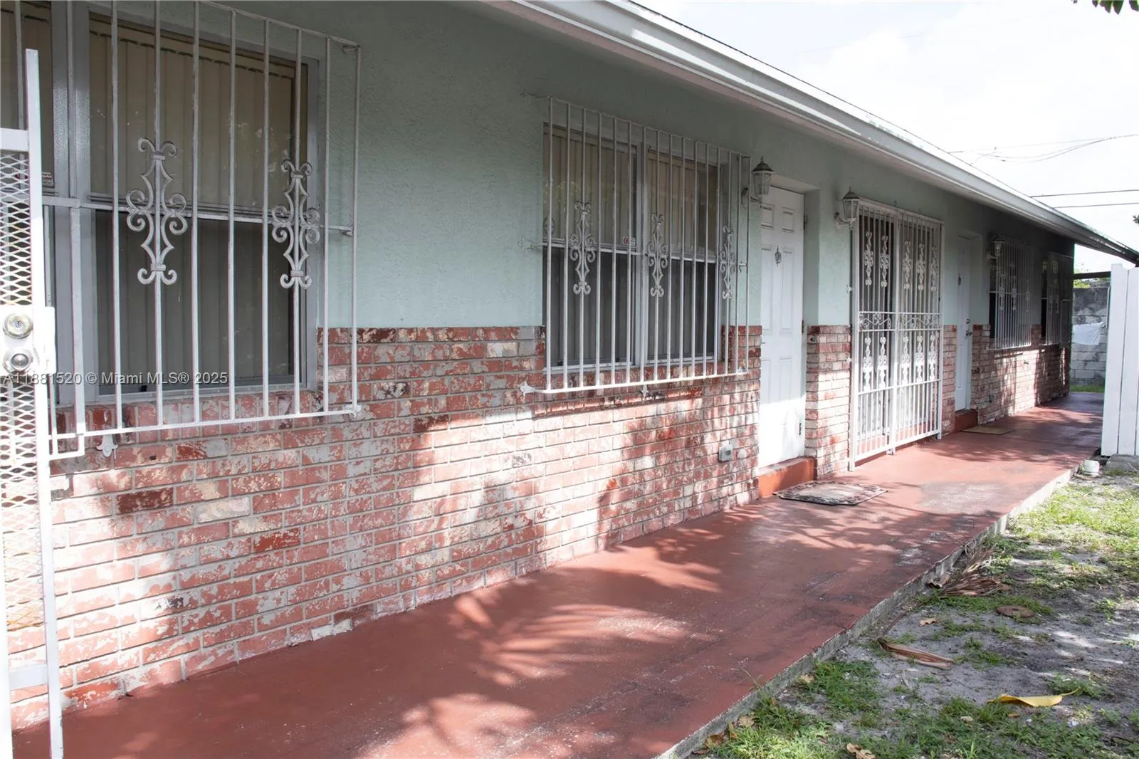 2651 Riverland Dr, Fort Lauderdale, Florida 33312, Fort Lauderdale, Florida 33312, ,Residential Income,For Sale,2651 Riverland Dr, Fort Lauderdale, Florida 33312,A11881520