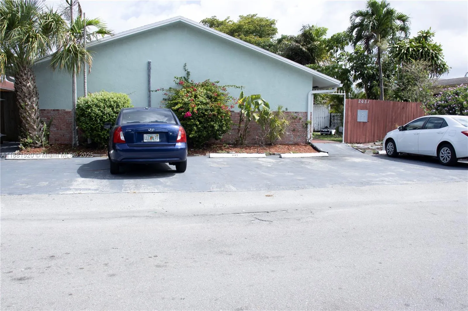 2651 Riverland Dr, Fort Lauderdale, Florida 33312, Fort Lauderdale, Florida 33312, ,Residential Income,For Sale,2651 Riverland Dr, Fort Lauderdale, Florida 33312,A11881520