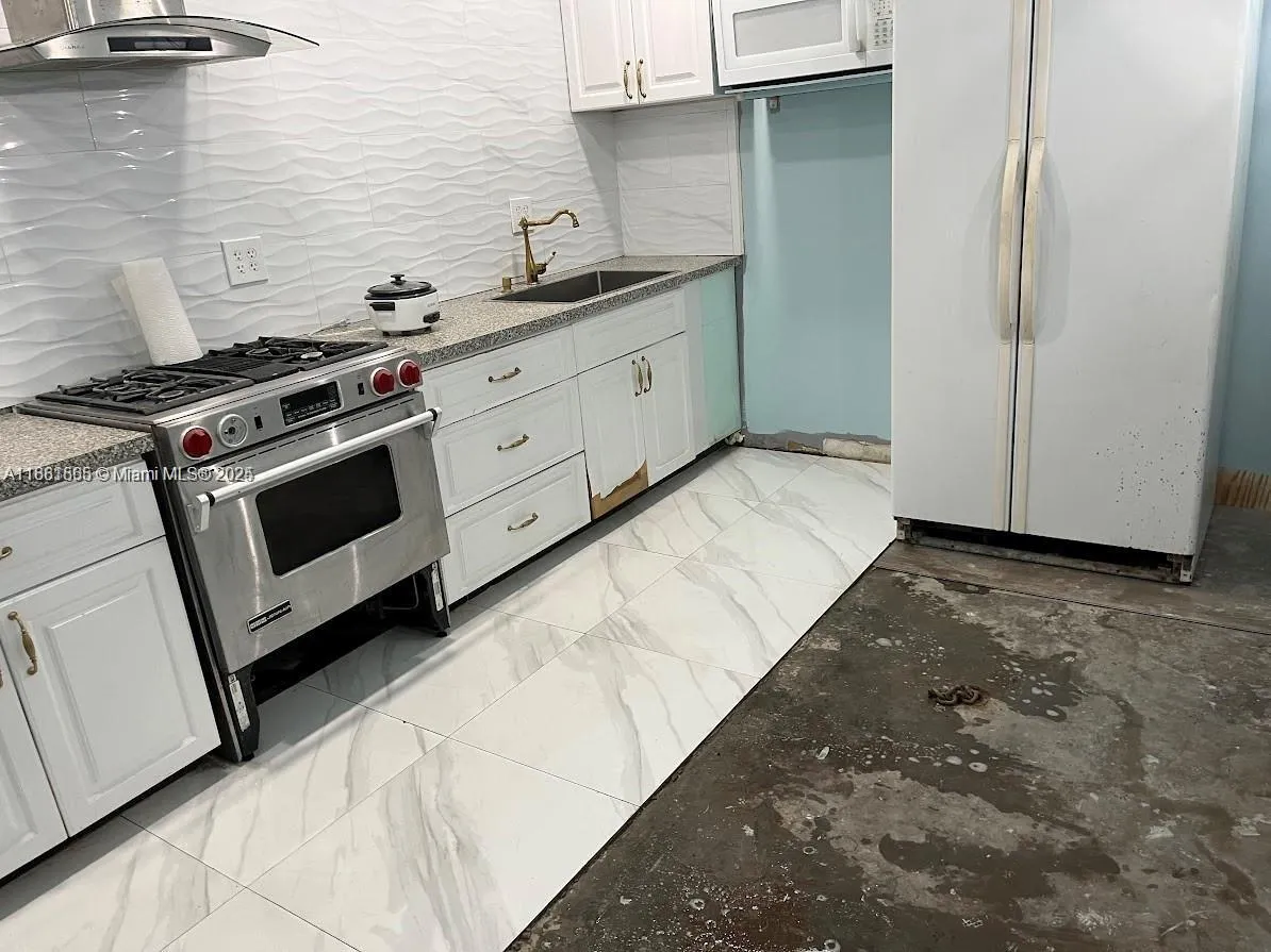 Miami, Florida 33142, ,Land,For Sale,A11881565