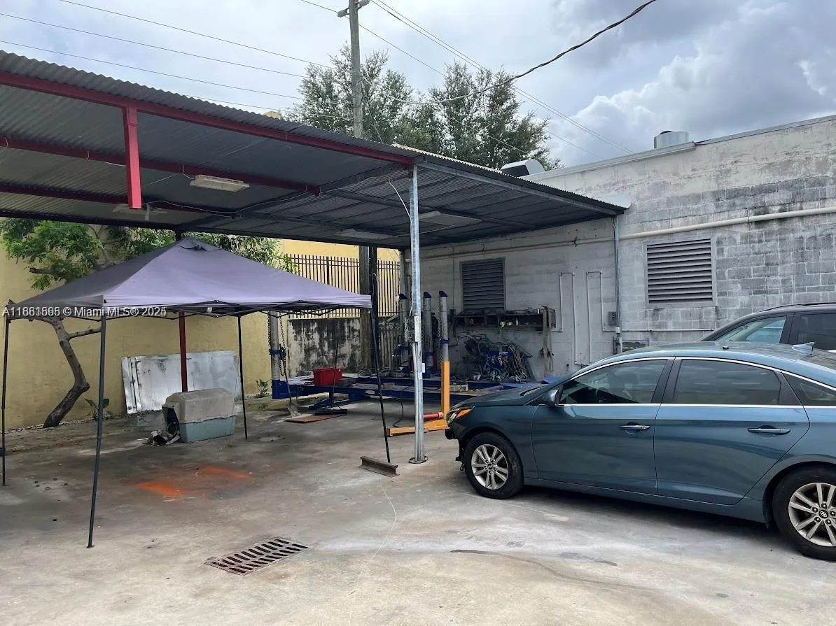 Miami, Florida 33142, ,Land,For Sale,A11881565
