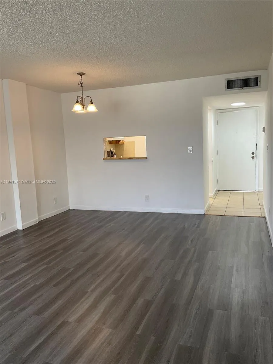 3001 Nw 48th Ave 440, Lauderdale Lakes, Florida 33, Lauderdale Lakes, Florida 33313, 1 Bedroom Bedrooms, ,1 BathroomBathrooms,Residential Lease,For Rent,3001 Nw 48th Ave 440, Lauderdale Lakes, Florida 33,A11881571