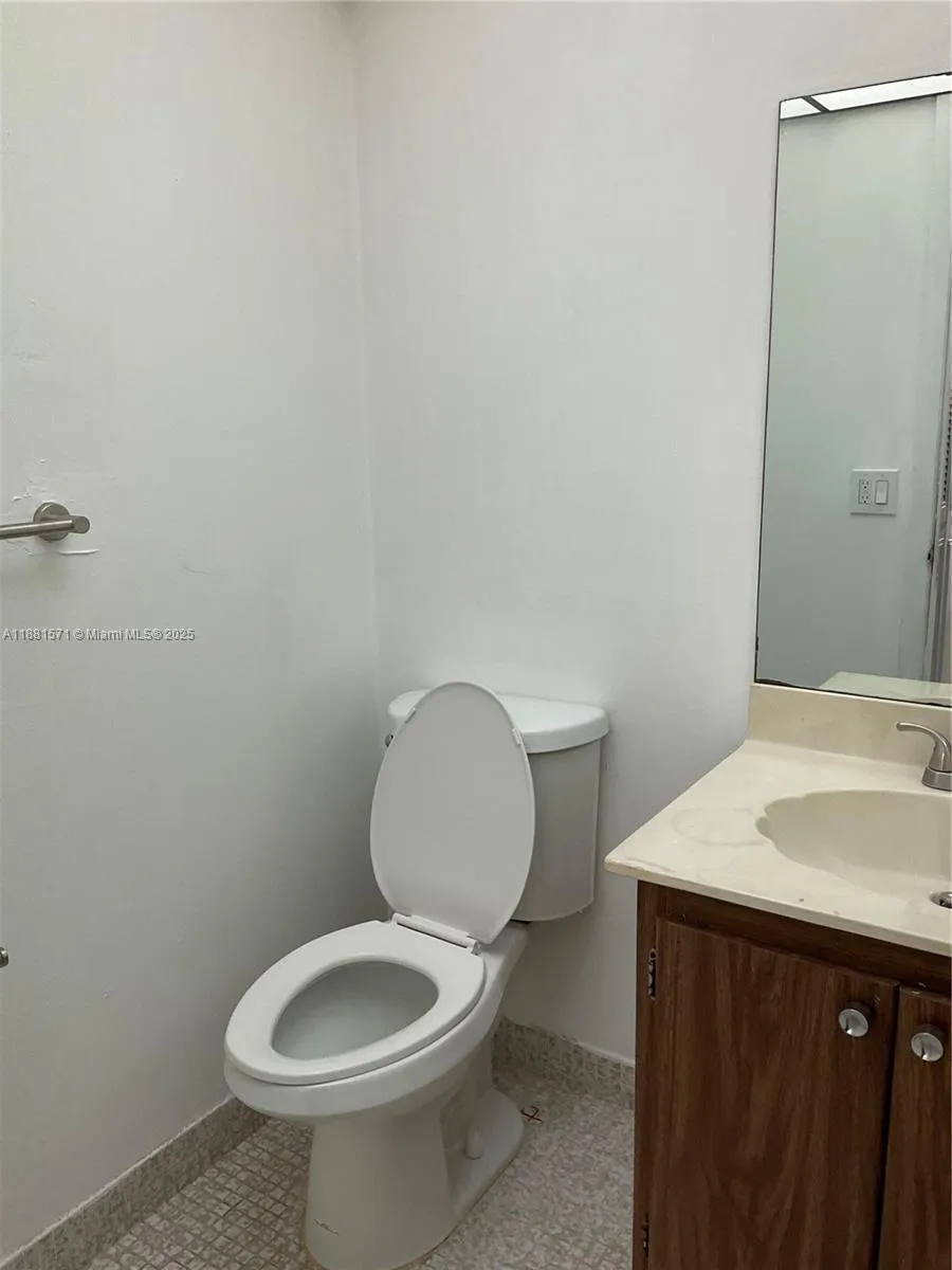 3001 Nw 48th Ave 440, Lauderdale Lakes, Florida 33, Lauderdale Lakes, Florida 33313, 1 Bedroom Bedrooms, ,1 BathroomBathrooms,Residential Lease,For Rent,3001 Nw 48th Ave 440, Lauderdale Lakes, Florida 33,A11881571