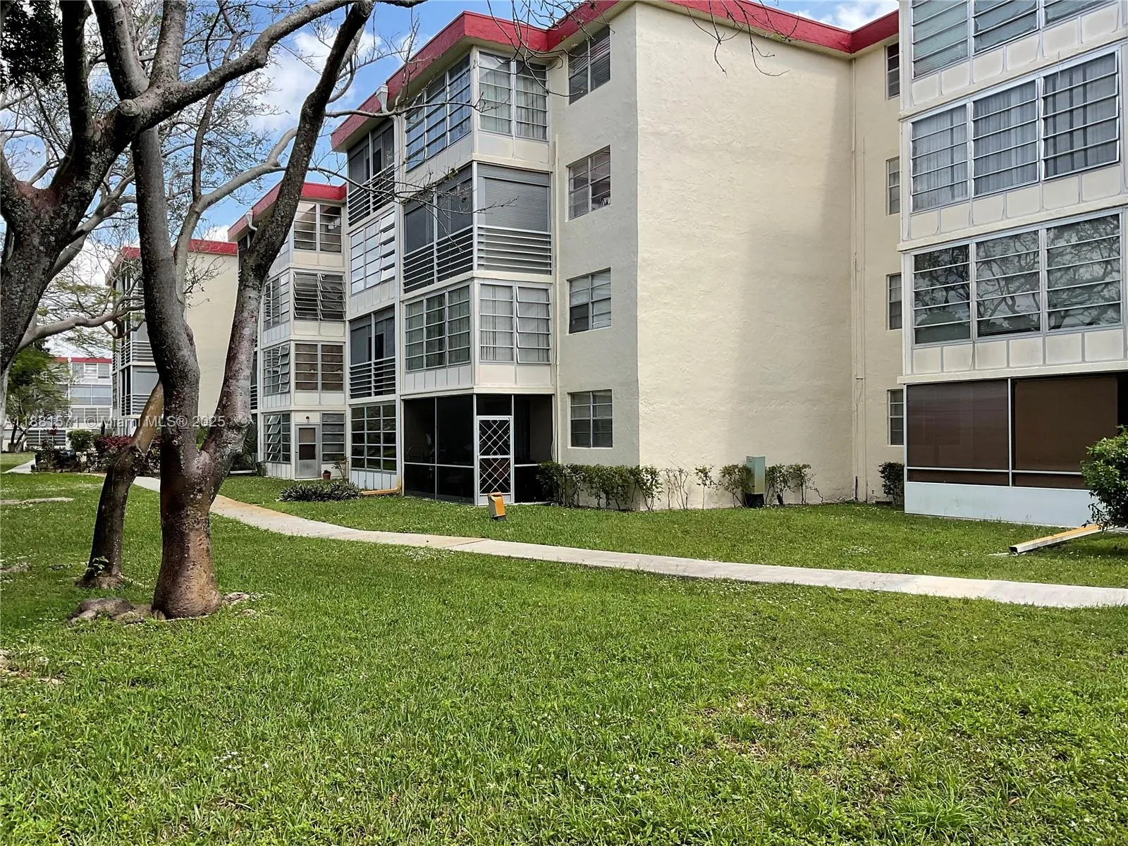 3001 Nw 48th Ave 440, Lauderdale Lakes, Florida 33, Lauderdale Lakes, Florida 33313, 1 Bedroom Bedrooms, ,1 BathroomBathrooms,Residential Lease,For Rent,3001 Nw 48th Ave 440, Lauderdale Lakes, Florida 33,A11881571