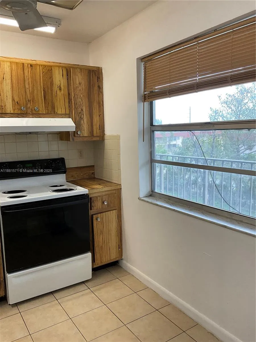 3001 Nw 48th Ave 440, Lauderdale Lakes, Florida 33, Lauderdale Lakes, Florida 33313, 1 Bedroom Bedrooms, ,1 BathroomBathrooms,Residential Lease,For Rent,3001 Nw 48th Ave 440, Lauderdale Lakes, Florida 33,A11881571