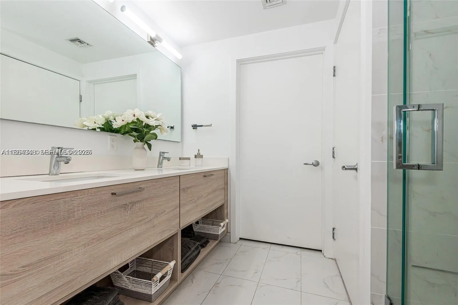 16385 Biscayne Blvd 2118, North Miami Beach, Flori, North Miami Beach, Florida 33160, 2 Bedrooms Bedrooms, ,2 BathroomsBathrooms,Residential,For Sale,16385 Biscayne Blvd 2118, North Miami Beach, Flori,A11864348