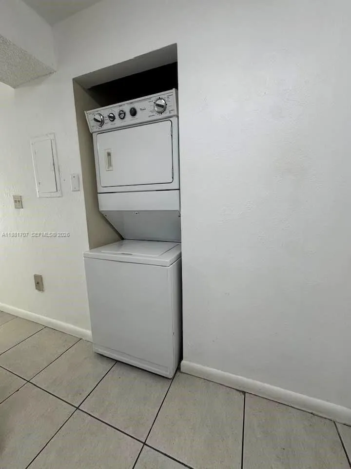 15480 Sw 82nd Ln 228, Miami, Florida 33193, Miami, Florida 33193, 2 Bedrooms Bedrooms, ,2 BathroomsBathrooms,Residential,For Sale,15480 Sw 82nd Ln 228, Miami, Florida 33193,A11881707