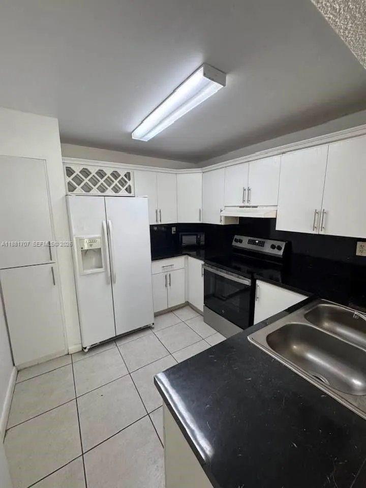15480 Sw 82nd Ln 228, Miami, Florida 33193, Miami, Florida 33193, 2 Bedrooms Bedrooms, ,2 BathroomsBathrooms,Residential,For Sale,15480 Sw 82nd Ln 228, Miami, Florida 33193,A11881707