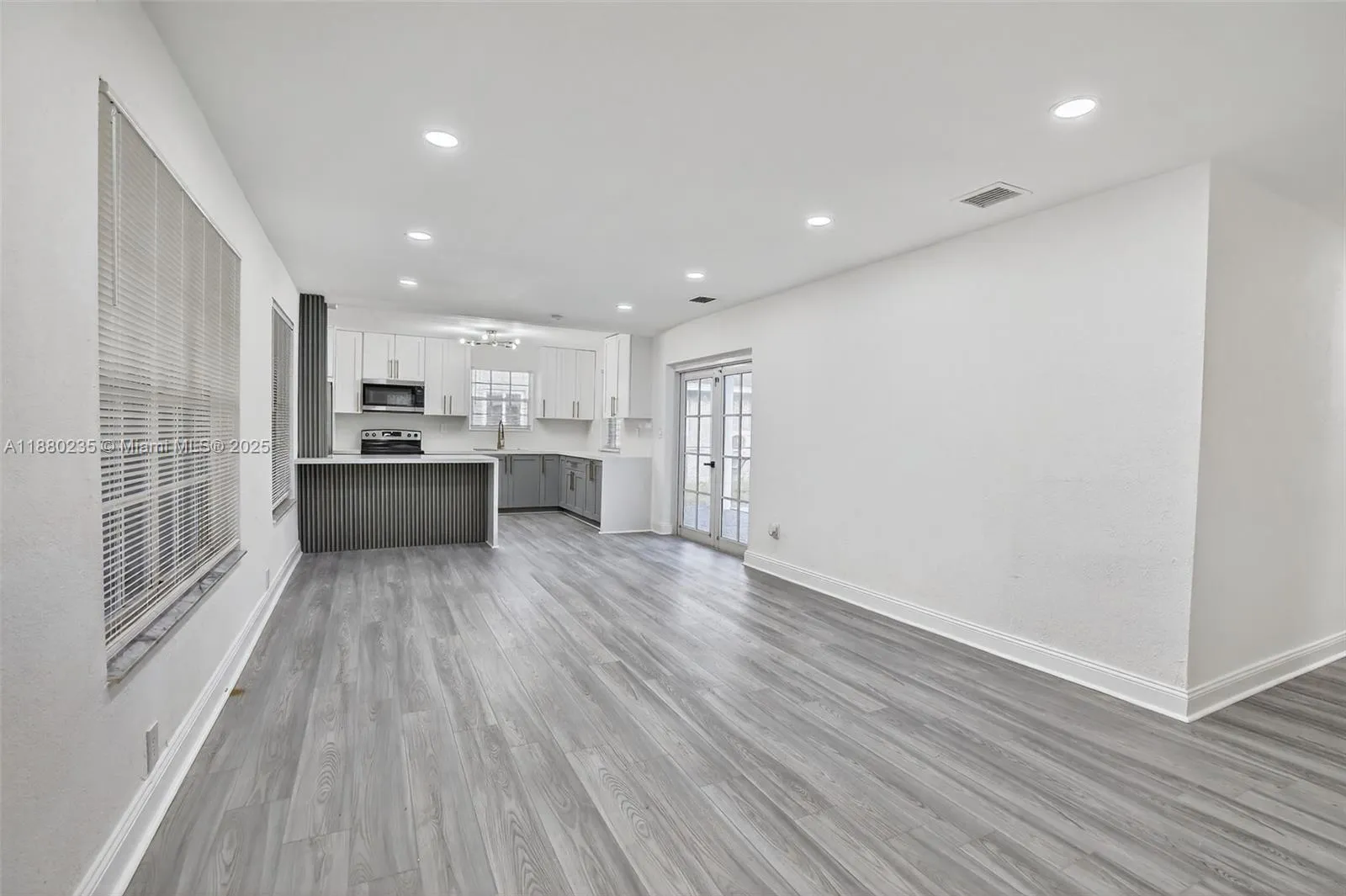 7120 Allen St, Hollywood, Florida 33024, Hollywood, Florida 33024, 4 Bedrooms Bedrooms, ,2 BathroomsBathrooms,Residential,For Sale,7120 Allen St, Hollywood, Florida 33024,A11880235