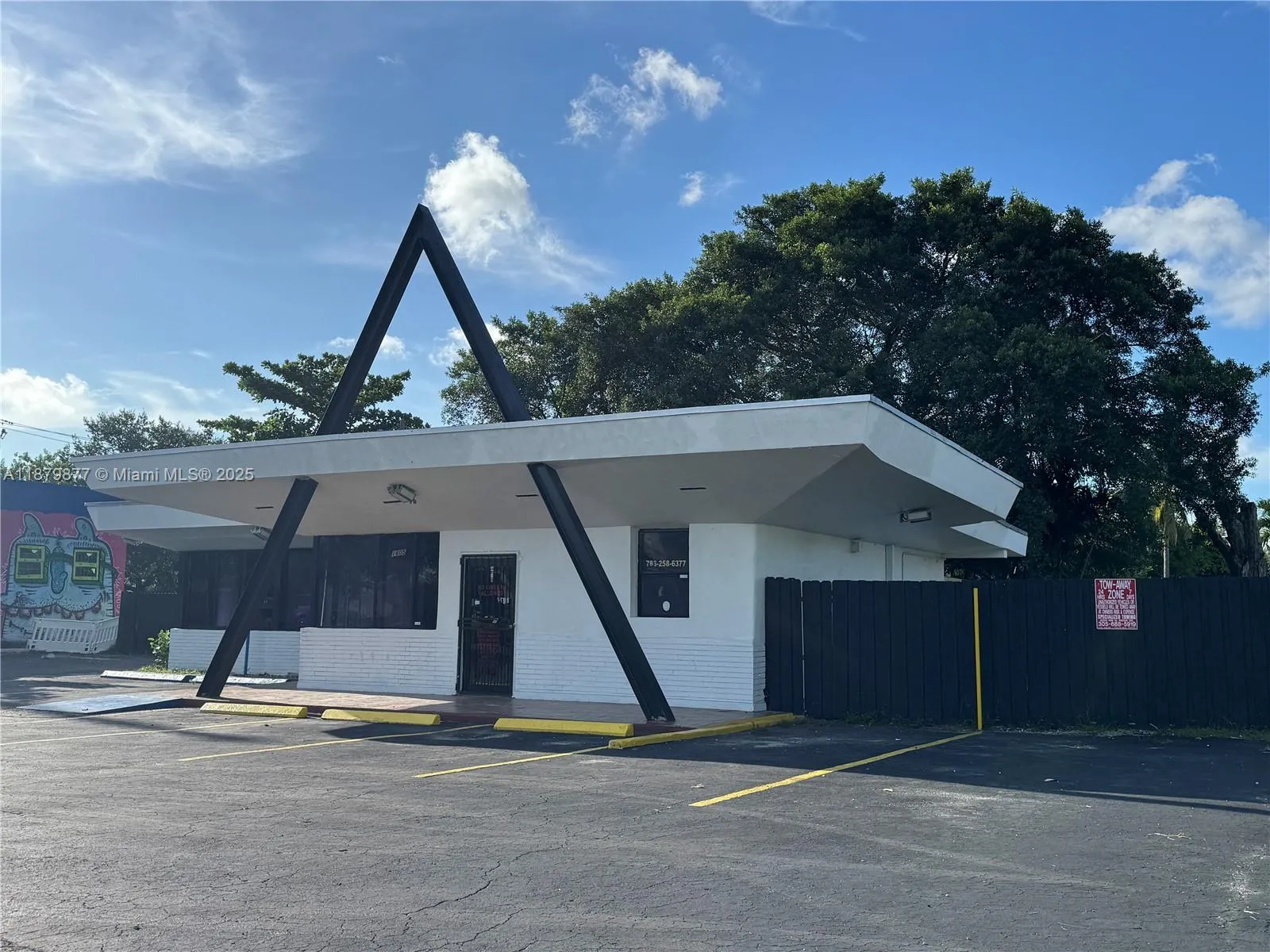 1605 Nw 95th St, Miami, Florida 33147, Miami, Florida 33147, ,Commercial Lease,For Rent,1605 Nw 95th St, Miami, Florida 33147,A11879877