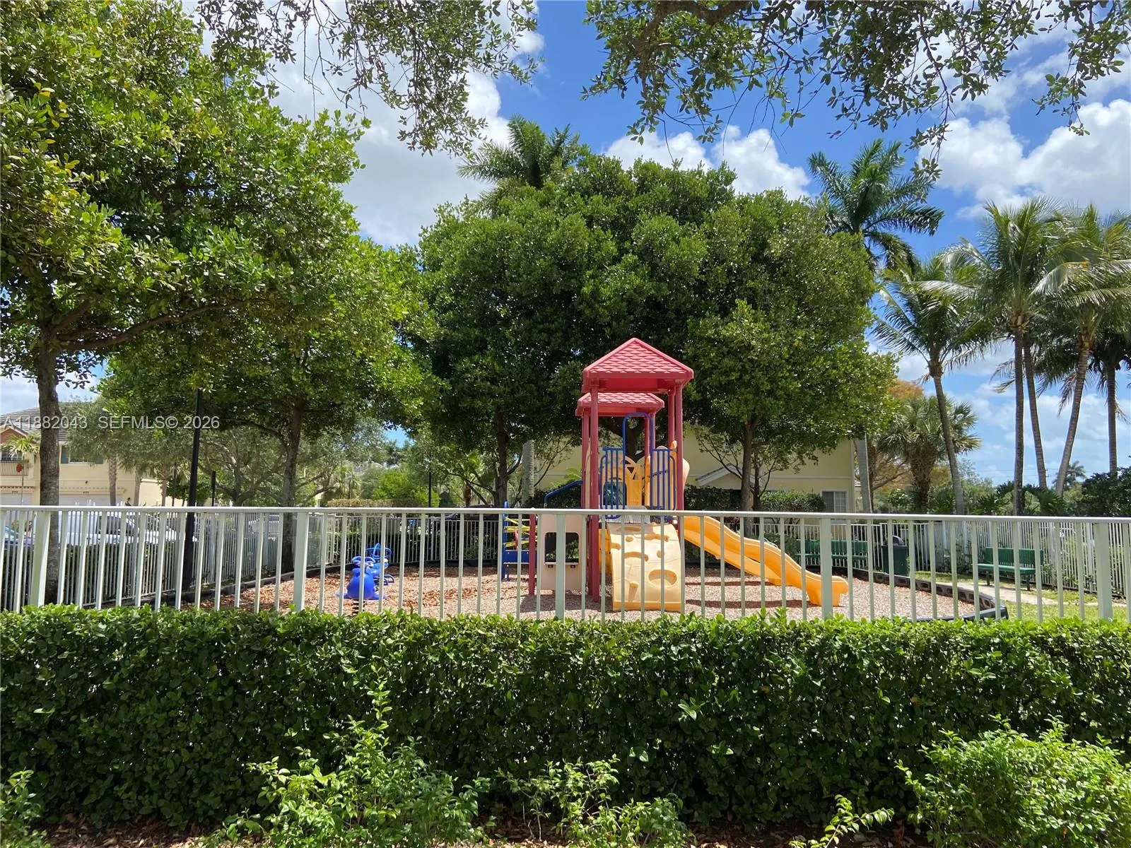 7702 Paddock Pl 7702, Davie, Florida 33328, Davie, Florida 33328, 3 Bedrooms Bedrooms, 5 Rooms Rooms,2 BathroomsBathrooms,Residential,For Sale,7702 Paddock Pl 7702, Davie, Florida 33328,A11882043
