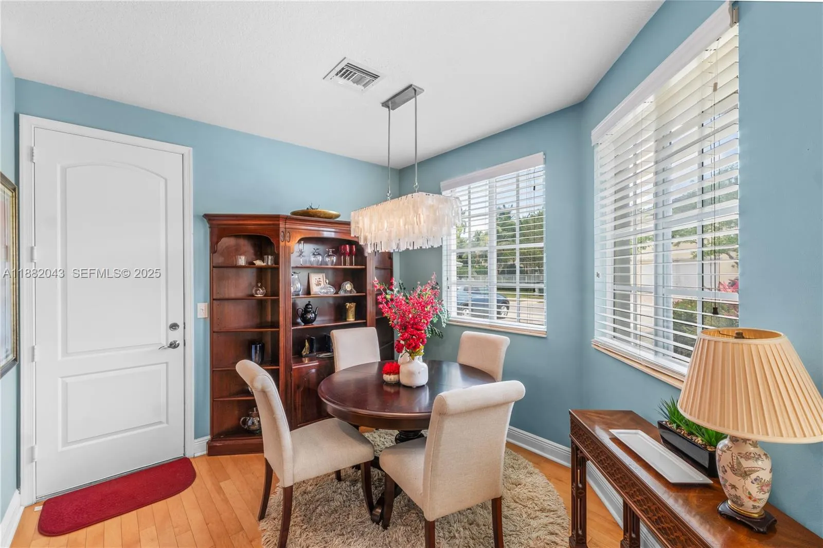 7702 Paddock Pl 7702, Davie, Florida 33328, Davie, Florida 33328, 3 Bedrooms Bedrooms, 5 Rooms Rooms,2 BathroomsBathrooms,Residential,For Sale,7702 Paddock Pl 7702, Davie, Florida 33328,A11882043