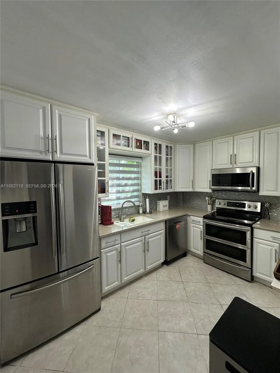 5387 Sw 40th Ave 103, Dania Beach, Florida 33314, Dania Beach, Florida 33314, 2 Bedrooms Bedrooms, 1 Room Rooms,2 BathroomsBathrooms,Residential,For Sale,5387 Sw 40th Ave 103, Dania Beach, Florida 33314,A11882118