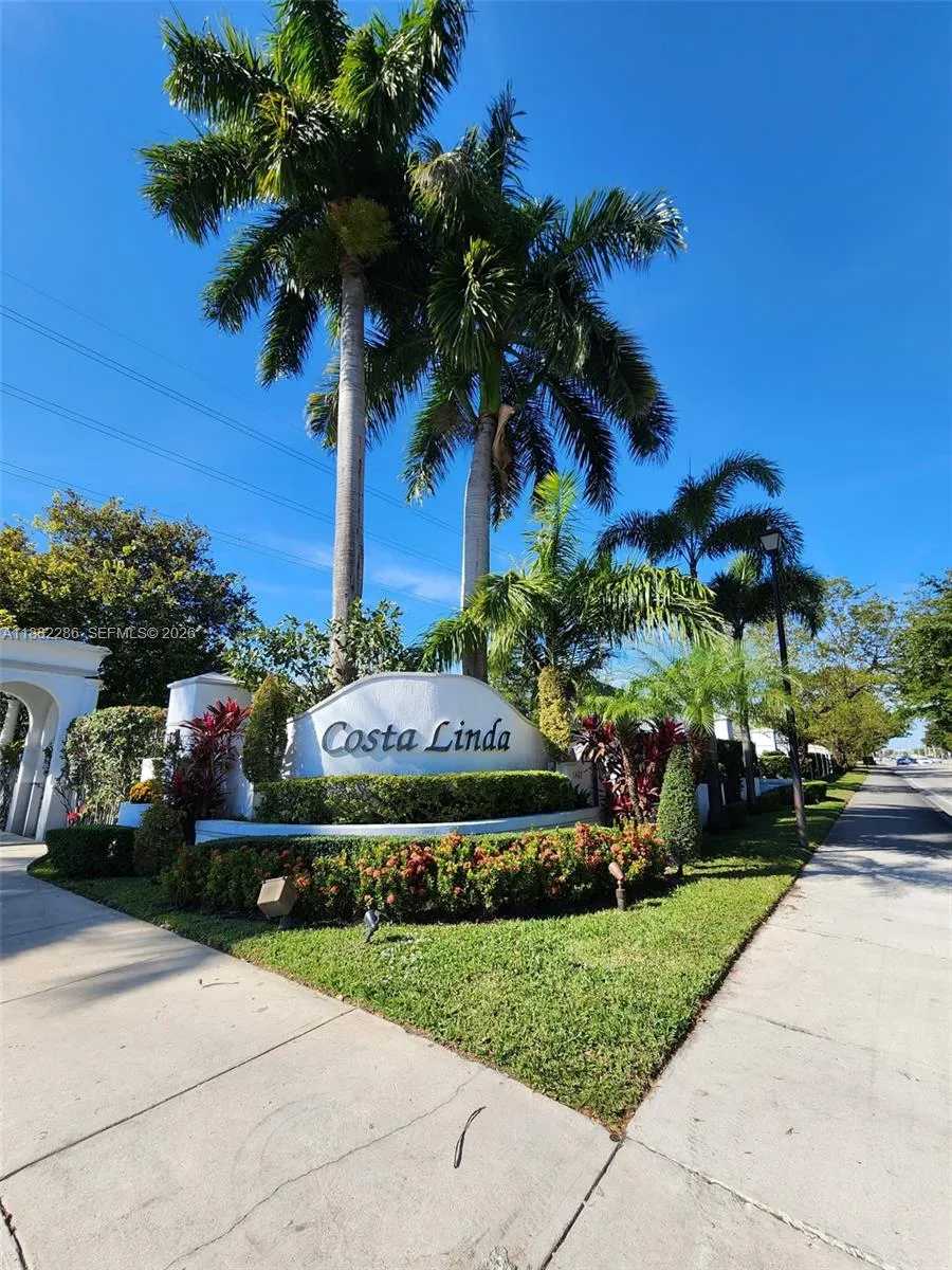 5570 Nw 107th Ave 907, Doral, Florida 33178, Doral, Florida 33178, 4 Bedrooms Bedrooms, ,3 BathroomsBathrooms,Residential Lease,For Rent,5570 Nw 107th Ave 907, Doral, Florida 33178,A11882286