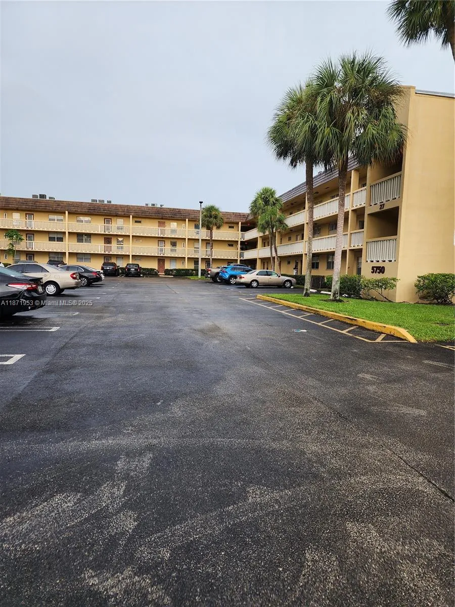 5750 Nw 64th Ave 303, Tamarac, Florida 33319, Tamarac, Florida 33319, 2 Bedrooms Bedrooms, ,2 BathroomsBathrooms,Residential,For Sale,5750 Nw 64th Ave 303, Tamarac, Florida 33319,A11871953 5750 Nw 64th Ave 303, Tamarac, Florida 33319, Tamarac, Florida 33319, 2 Bedrooms Bedrooms, ,2 BathroomsBathrooms,Residential,For Sale,5750 Nw 64th Ave 303, Tamarac, Florida 33319,A11871953