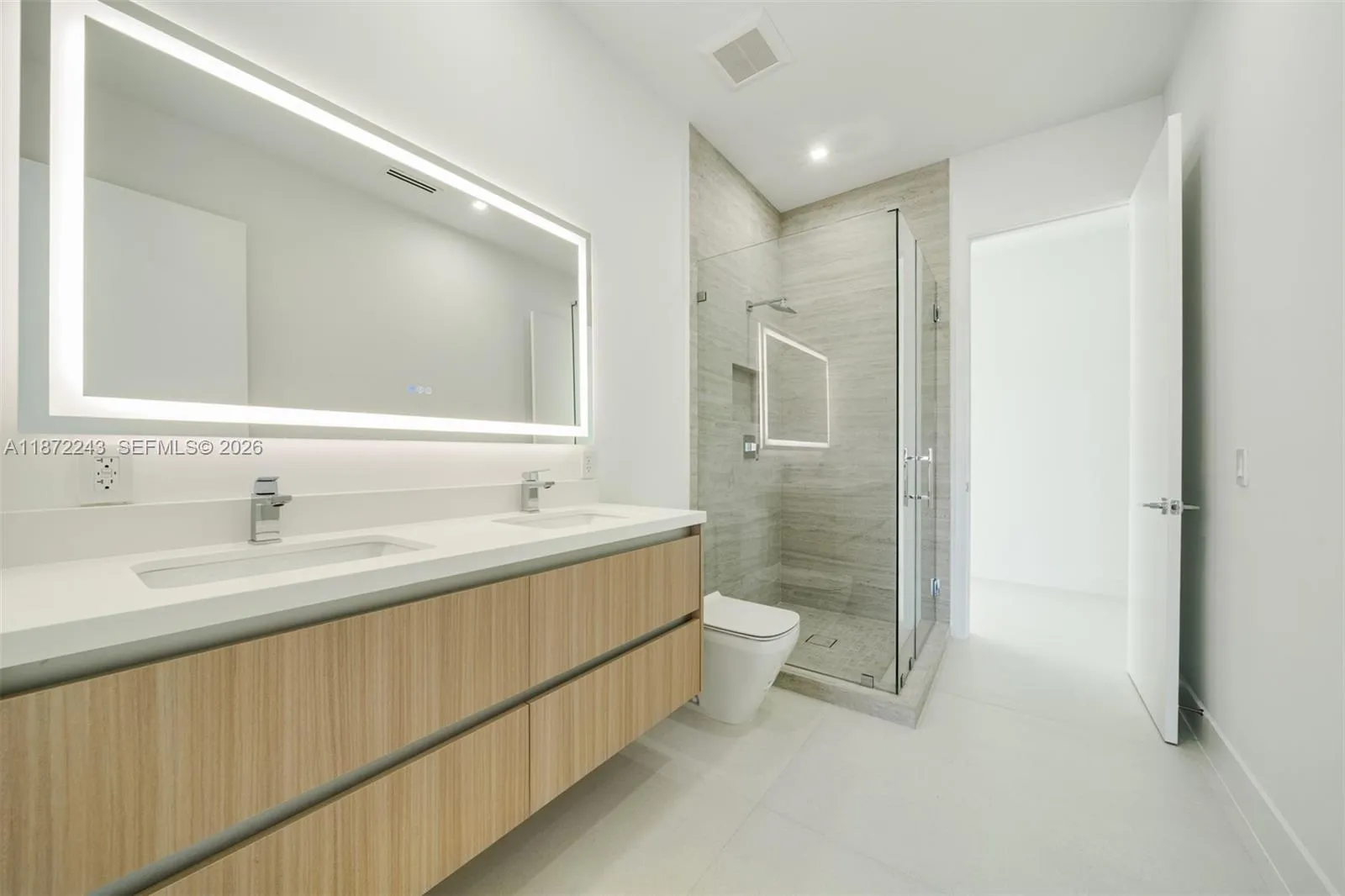 8620 Sw 112 St, Miami, Florida 33156, Miami, Florida 33156, 5 Bedrooms Bedrooms, ,5 BathroomsBathrooms,Residential,For Sale,8620 Sw 112 St, Miami, Florida 33156,A11872243