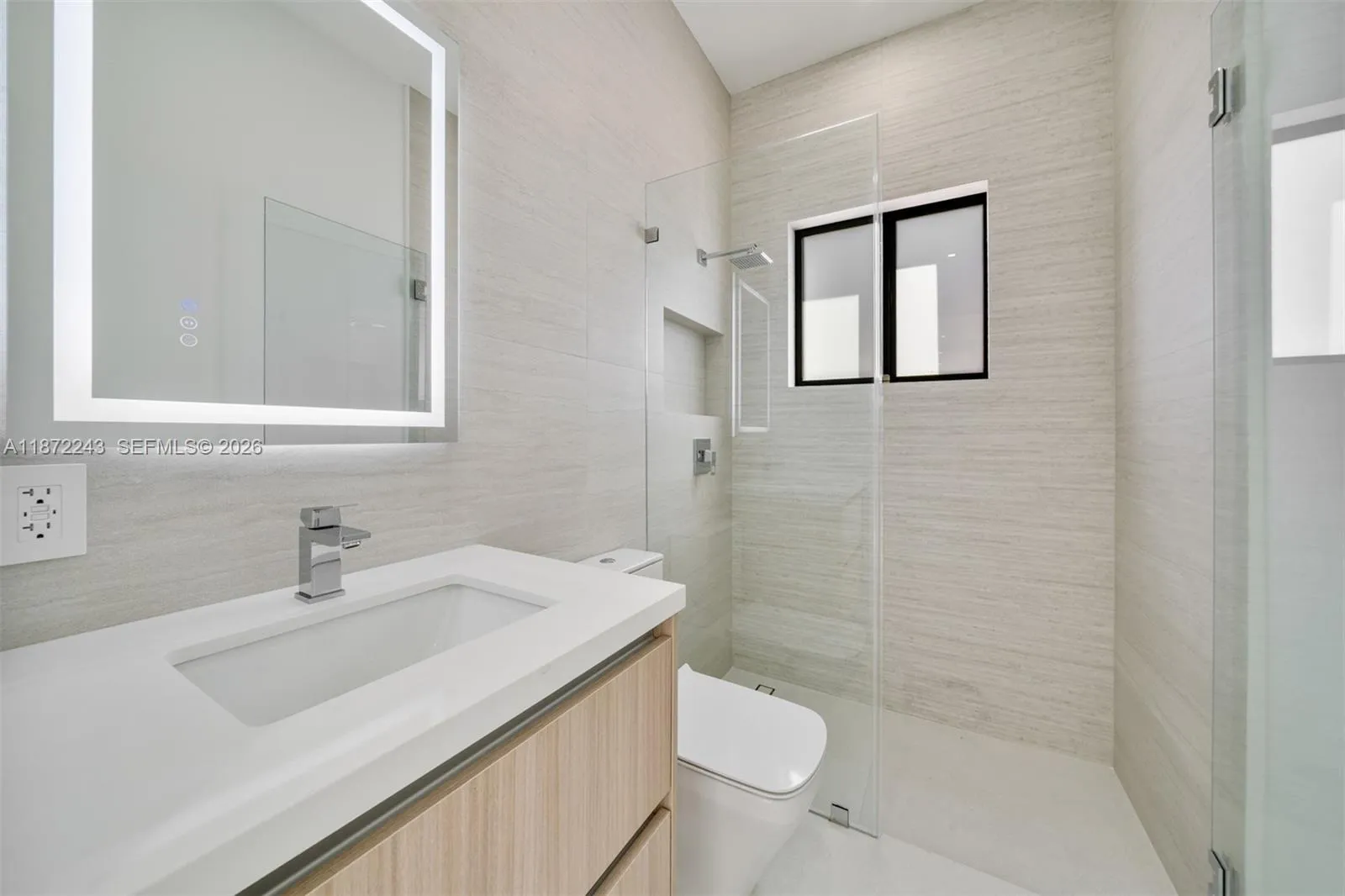 8620 Sw 112 St, Miami, Florida 33156, Miami, Florida 33156, 5 Bedrooms Bedrooms, ,5 BathroomsBathrooms,Residential,For Sale,8620 Sw 112 St, Miami, Florida 33156,A11872243