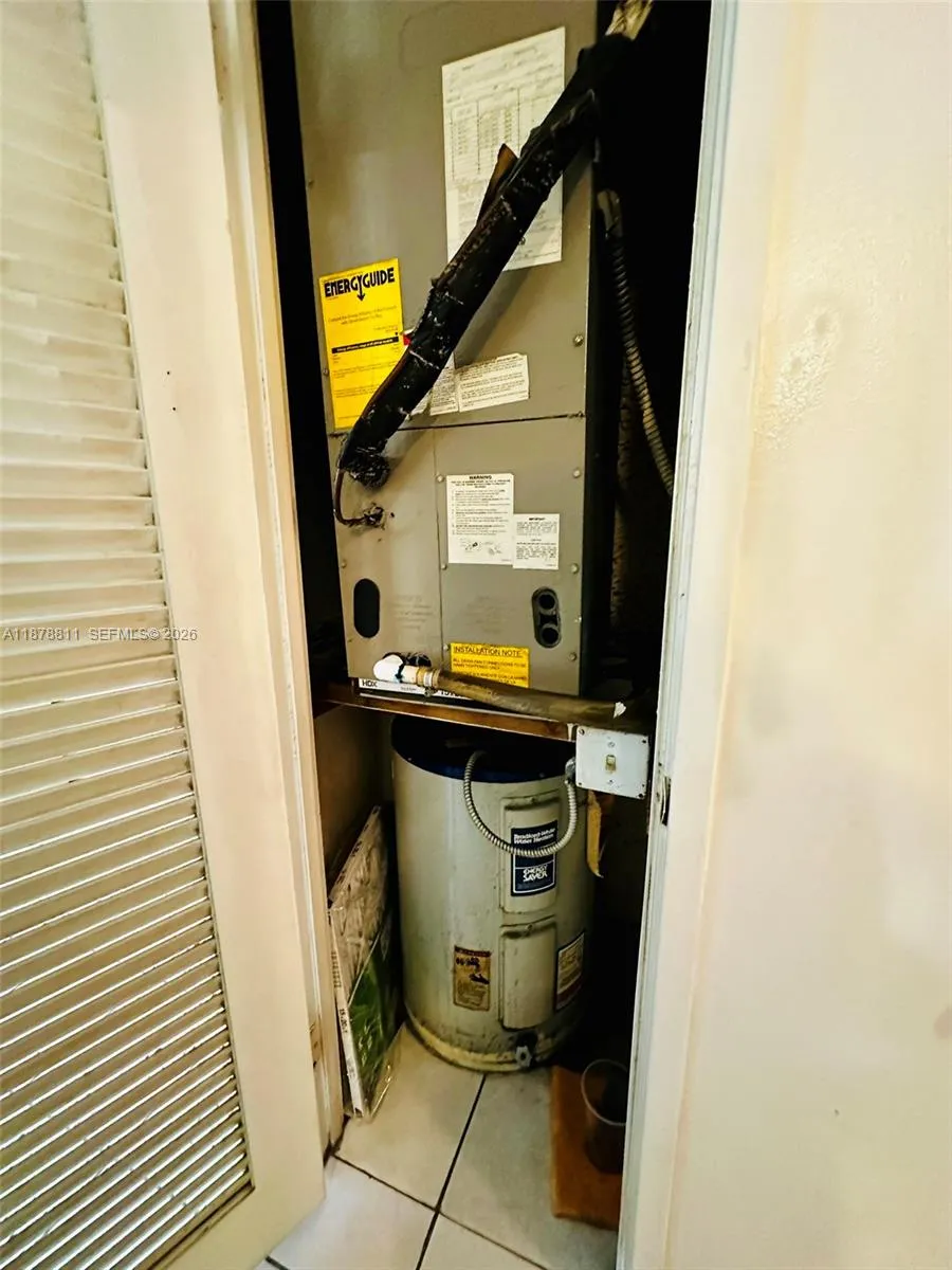 1690 Ne 191st St 305-1, Miami, Florida 33179, Miami, Florida 33179, 1 Bedroom Bedrooms, ,1 BathroomBathrooms,Residential,For Sale,1690 Ne 191st St 305-1, Miami, Florida 33179,A11878811