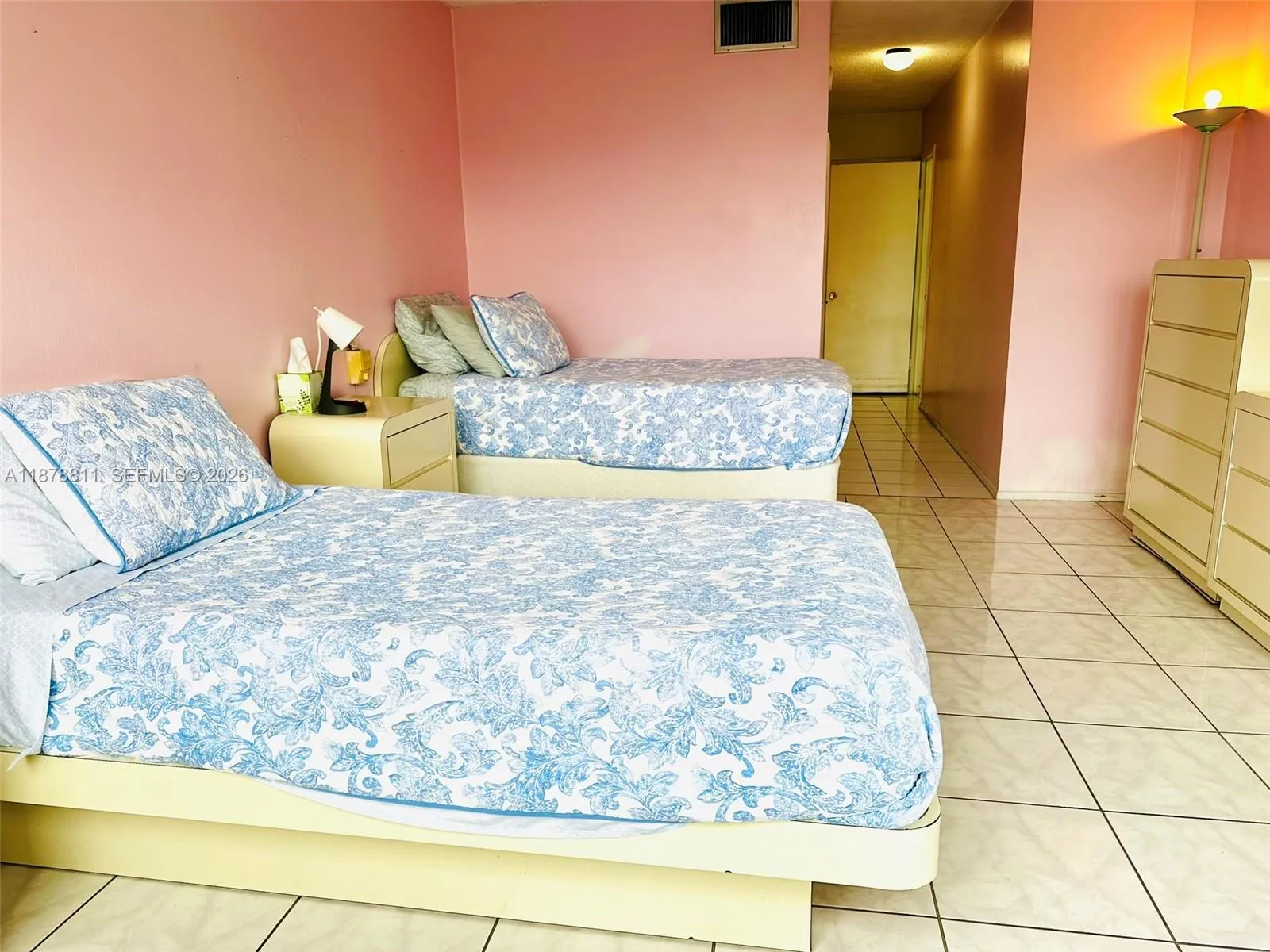 1690 Ne 191st St 305-1, Miami, Florida 33179, Miami, Florida 33179, 1 Bedroom Bedrooms, ,1 BathroomBathrooms,Residential,For Sale,1690 Ne 191st St 305-1, Miami, Florida 33179,A11878811