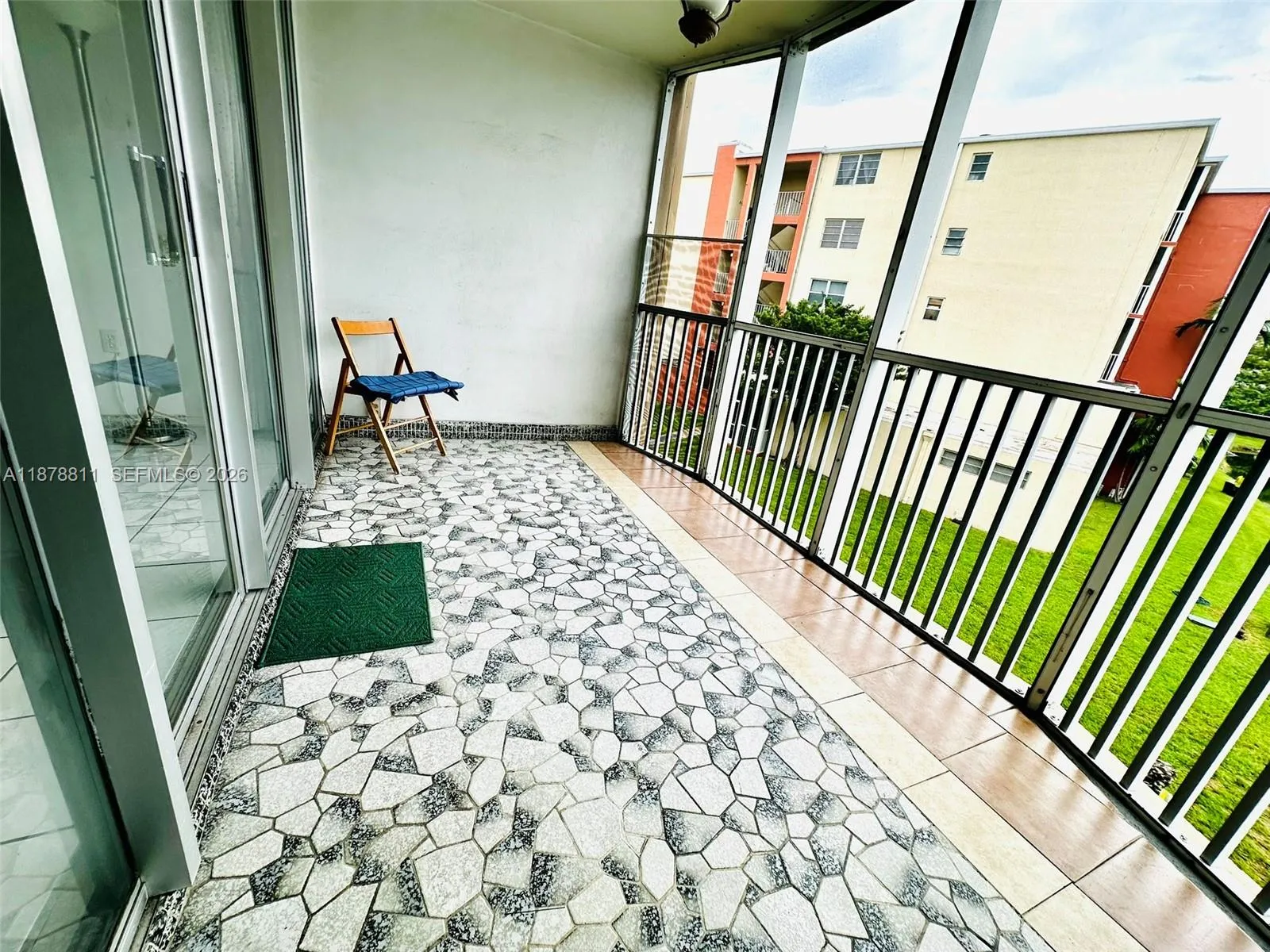 1690 Ne 191st St 305-1, Miami, Florida 33179, Miami, Florida 33179, 1 Bedroom Bedrooms, ,1 BathroomBathrooms,Residential,For Sale,1690 Ne 191st St 305-1, Miami, Florida 33179,A11878811