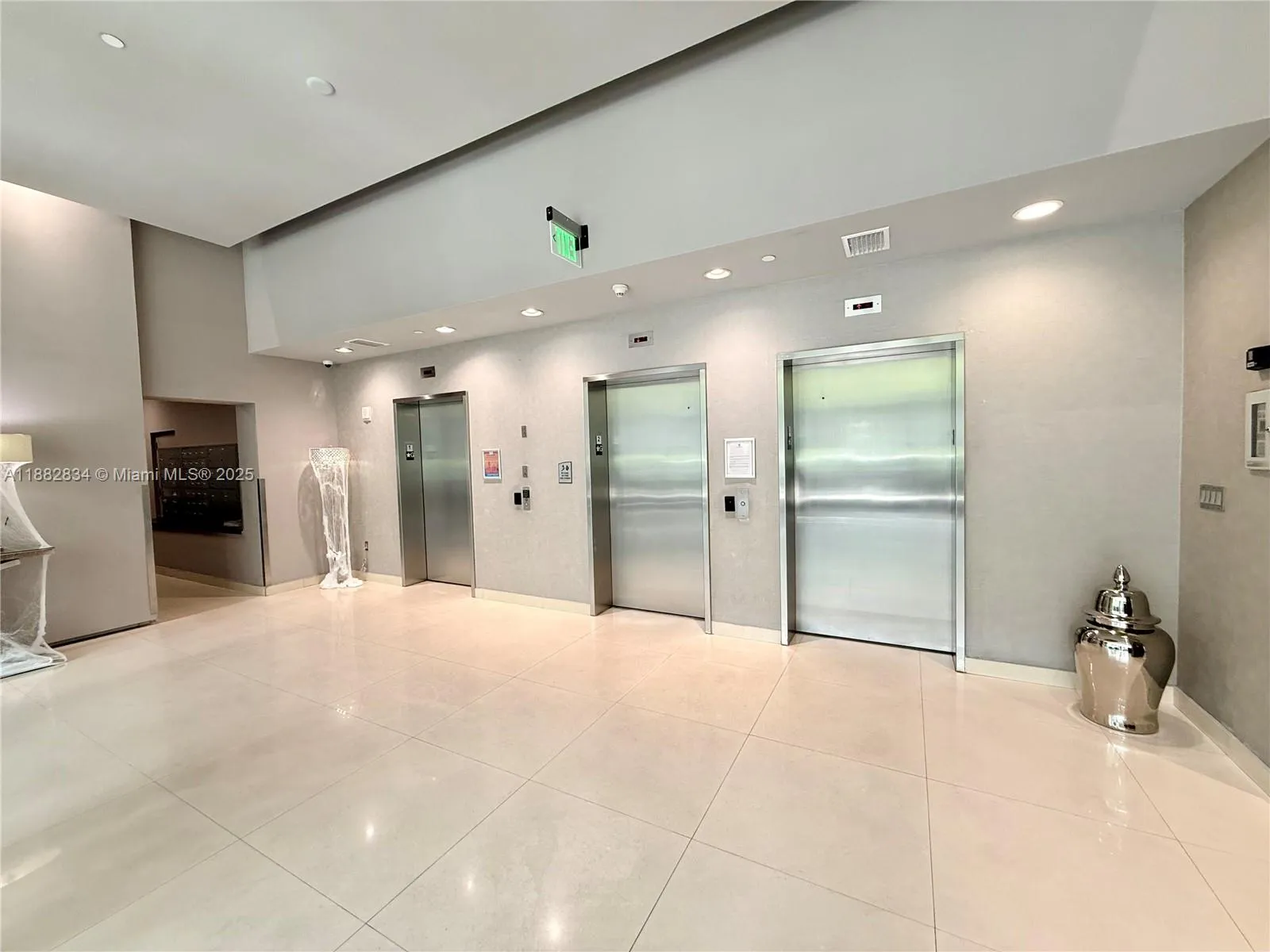 275 Ne 18th St 507, Miami, Florida 33132, Miami, Florida 33132, ,1 BathroomBathrooms,Residential Lease,For Rent,275 Ne 18th St 507, Miami, Florida 33132,A11882834