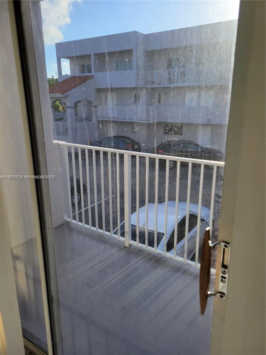 2680 W 76 Street 204, Hialeah, Florida 33016, Hialeah, Florida 33016, 2 Bedrooms Bedrooms, ,1 BathroomBathrooms,Residential,For Sale,2680 W 76 Street 204, Hialeah, Florida 33016,A11882729