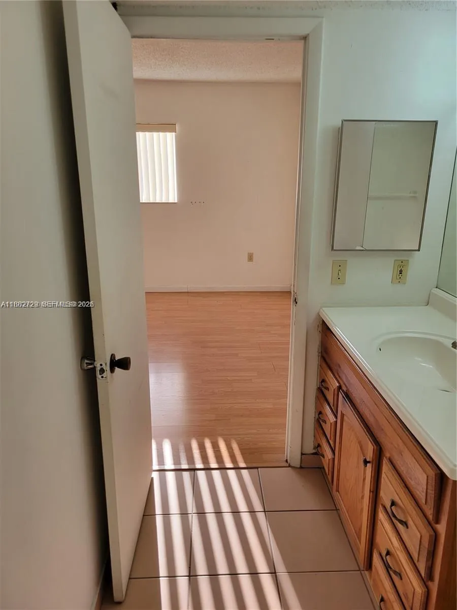 2680 W 76 Street 204, Hialeah, Florida 33016, Hialeah, Florida 33016, 2 Bedrooms Bedrooms, ,1 BathroomBathrooms,Residential,For Sale,2680 W 76 Street 204, Hialeah, Florida 33016,A11882729