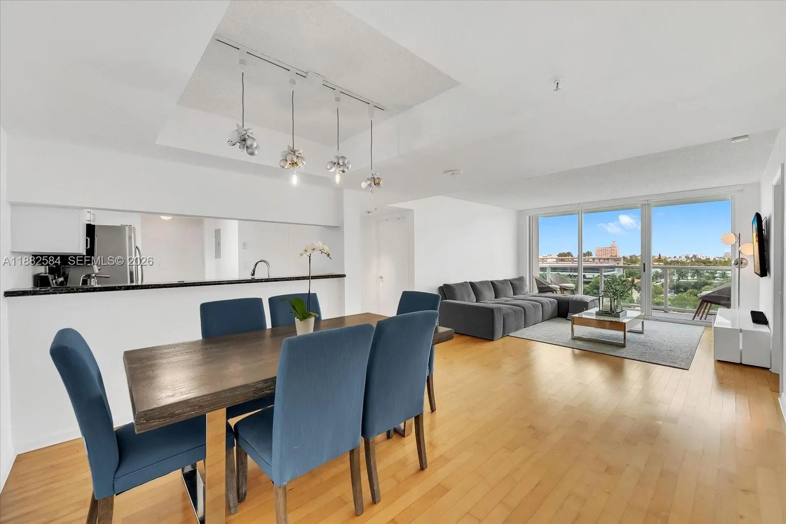 650 West Ave 704, Miami Beach, Florida 33139, Miami Beach, Florida 33139, 2 Bedrooms Bedrooms, ,2 BathroomsBathrooms,Residential,For Sale,650 West Ave 704, Miami Beach, Florida 33139,A11882584