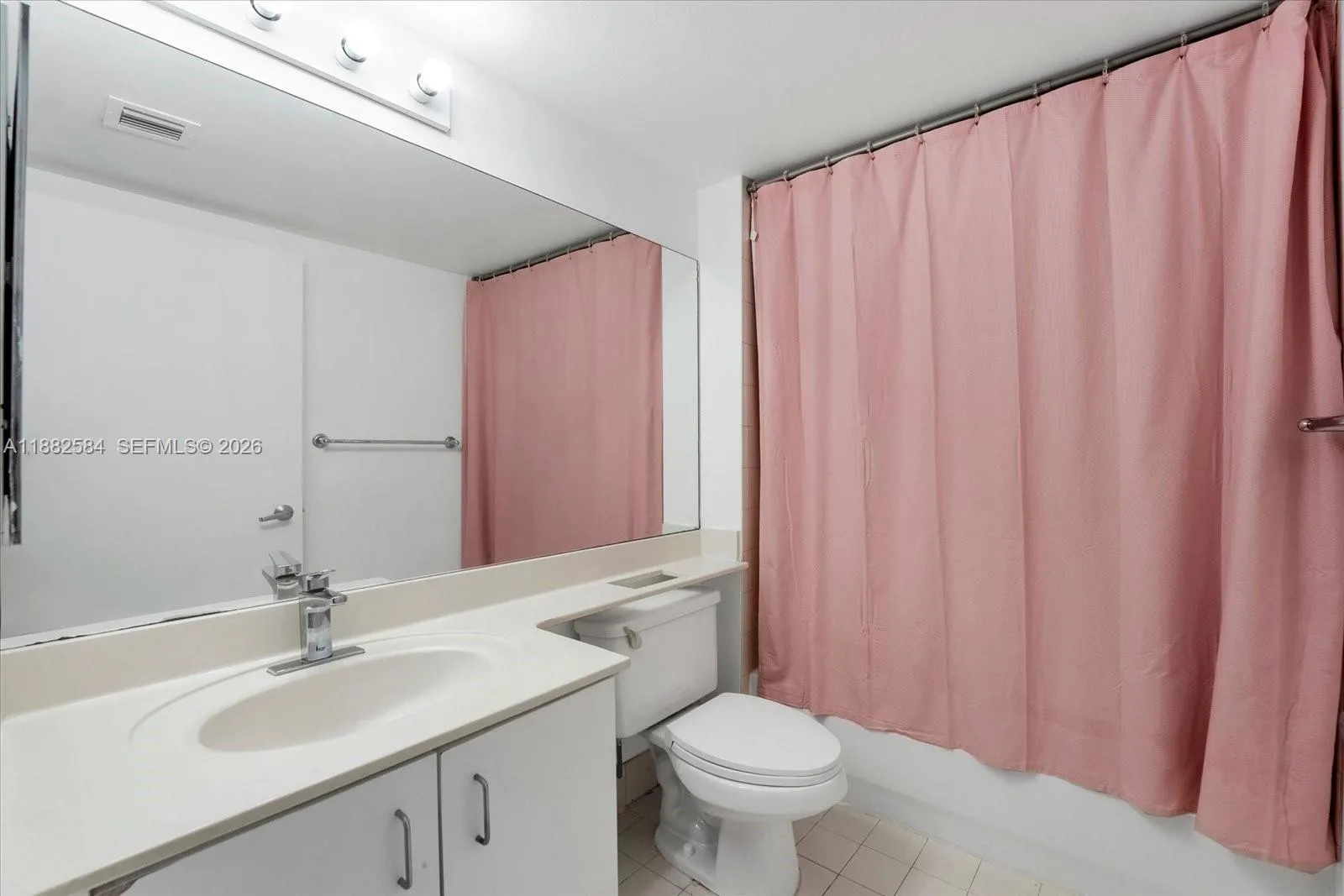 650 West Ave 704, Miami Beach, Florida 33139, Miami Beach, Florida 33139, 2 Bedrooms Bedrooms, ,2 BathroomsBathrooms,Residential,For Sale,650 West Ave 704, Miami Beach, Florida 33139,A11882584