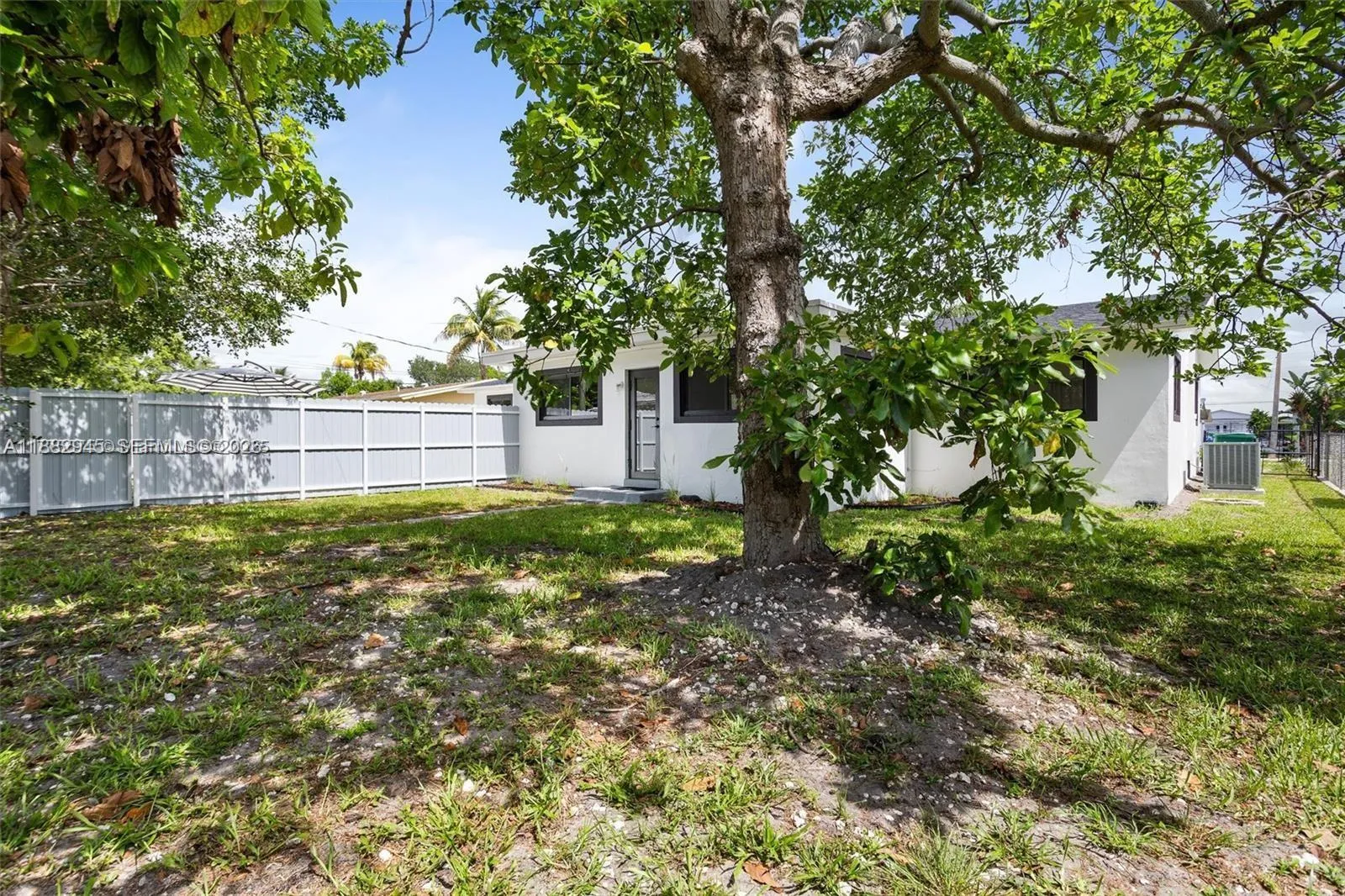 70 Ne 186th Ter, Miami, Florida 33179, Miami, Florida 33179, ,Residential Income,For Sale,70 Ne 186th Ter, Miami, Florida 33179,A11882945