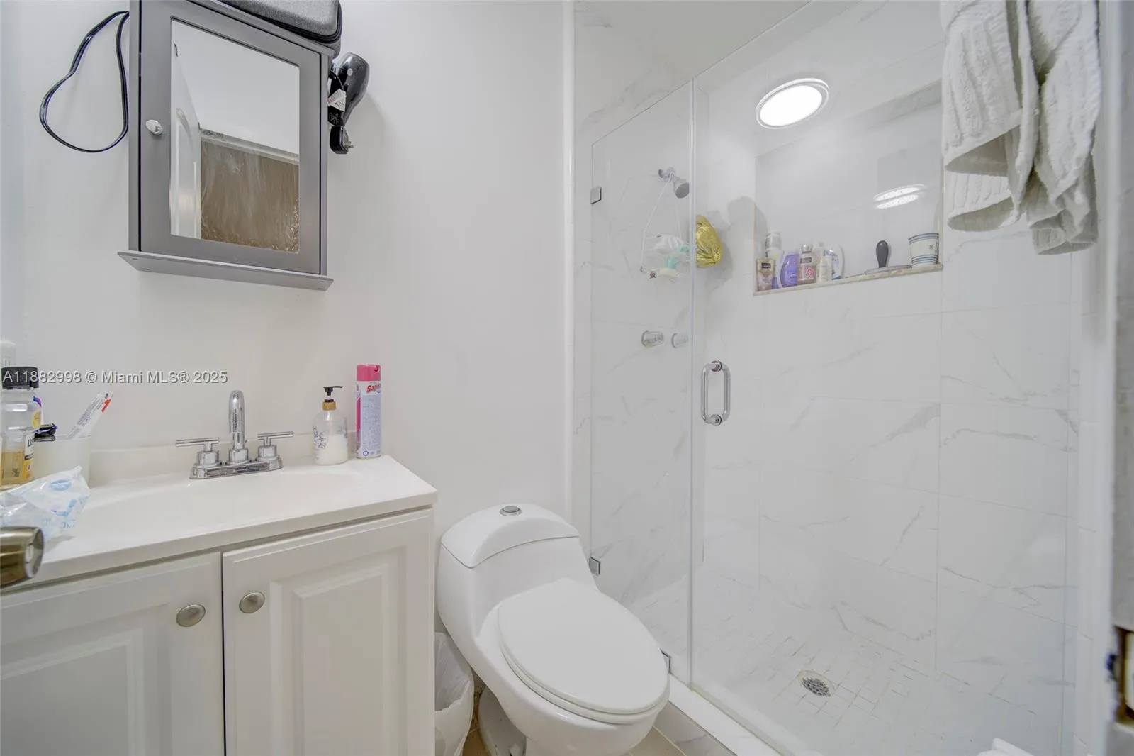 Assisted Living Facility Business & Real Estat, Miami, Florida 33055, 9 Bedrooms Bedrooms, ,6 BathroomsBathrooms,Residential,For Sale,Assisted Living Facility Business & Real Estat,A11882998
