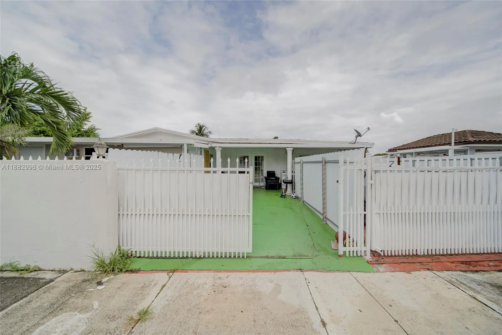 Assisted Living Facility Business & Real Estat, Miami, Florida 33055, 9 Bedrooms Bedrooms, ,6 BathroomsBathrooms,Residential,For Sale,Assisted Living Facility Business & Real Estat,A11882998