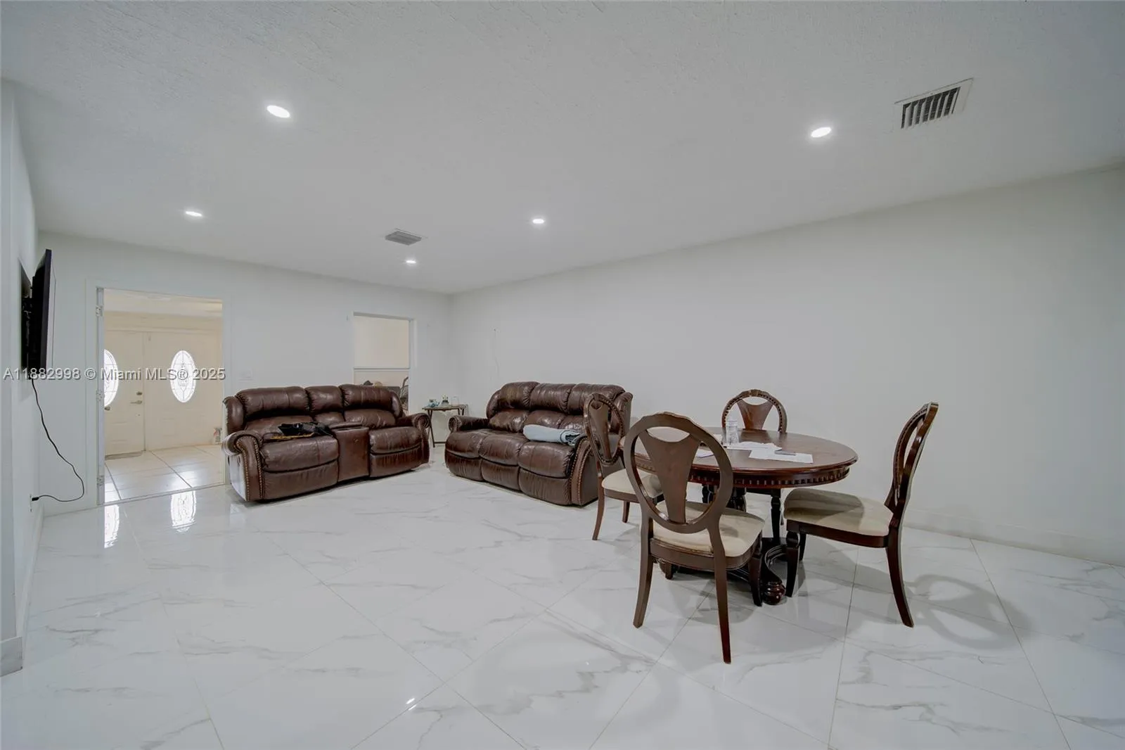 Assisted Living Facility Business & Real Estat, Miami, Florida 33055, 9 Bedrooms Bedrooms, ,6 BathroomsBathrooms,Residential,For Sale,Assisted Living Facility Business & Real Estat,A11882998