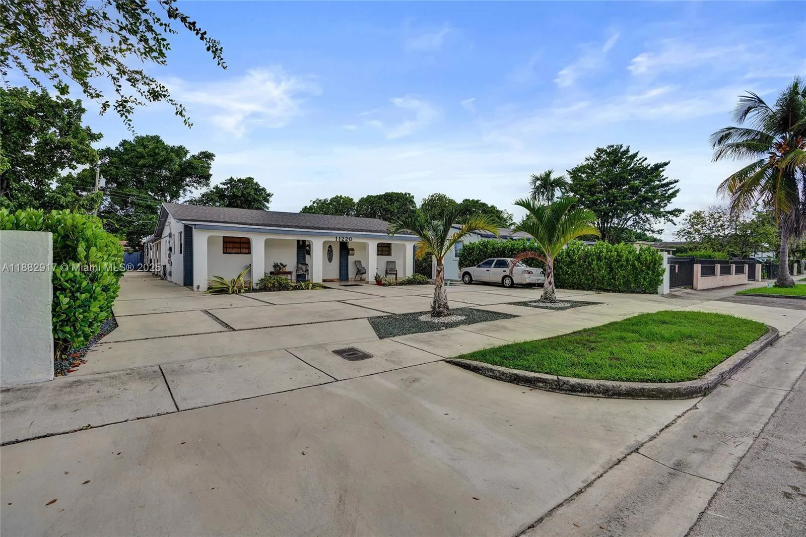 11220 Sw 2nd St, Sweetwater, Florida 33174, Sweetwater, Florida 33174, ,Residential Income,For Sale,11220 Sw 2nd St, Sweetwater, Florida 33174,A11882917