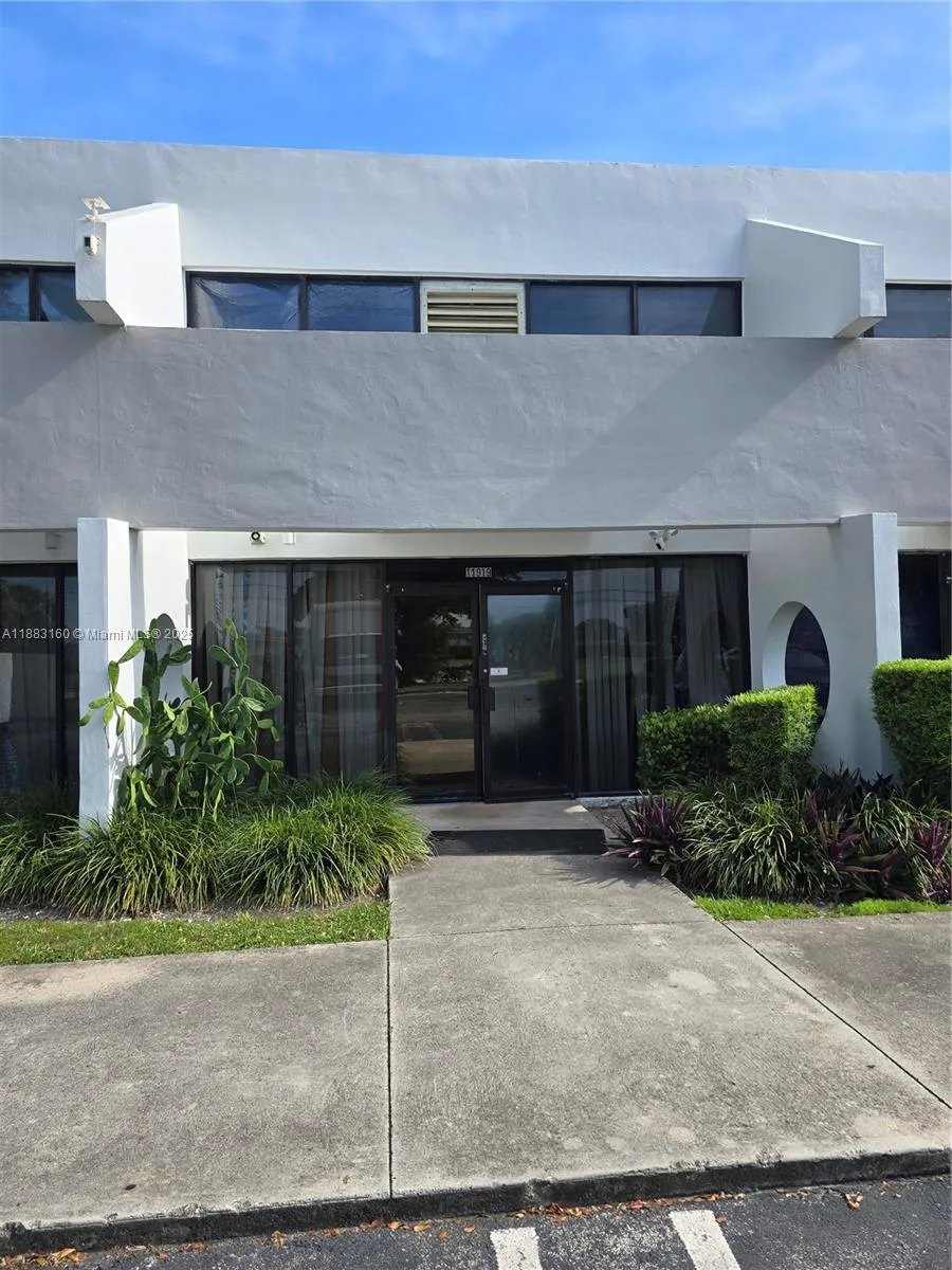 11917 W Sample Rd 11917/11919, Coral Springs, Flor, Coral Springs, Florida 33065, ,Commercial Lease,For Rent,11917 W Sample Rd 11917/11919, Coral Springs, Flor,A11883160