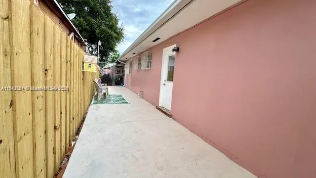 1801 Nw 5th St, Miami, Florida 33125, Miami, Florida 33125, ,Residential Income,For Sale,1801 Nw 5th St, Miami, Florida 33125,A11883201