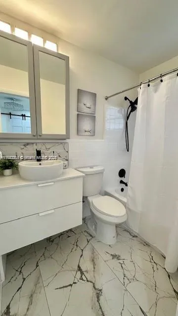 1801 Nw 5th St, Miami, Florida 33125, Miami, Florida 33125, ,Residential Income,For Sale,1801 Nw 5th St, Miami, Florida 33125,A11883201