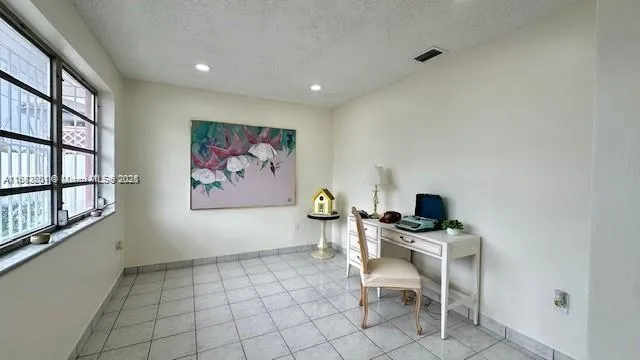 1801 Nw 5th St, Miami, Florida 33125, Miami, Florida 33125, ,Residential Income,For Sale,1801 Nw 5th St, Miami, Florida 33125,A11883201