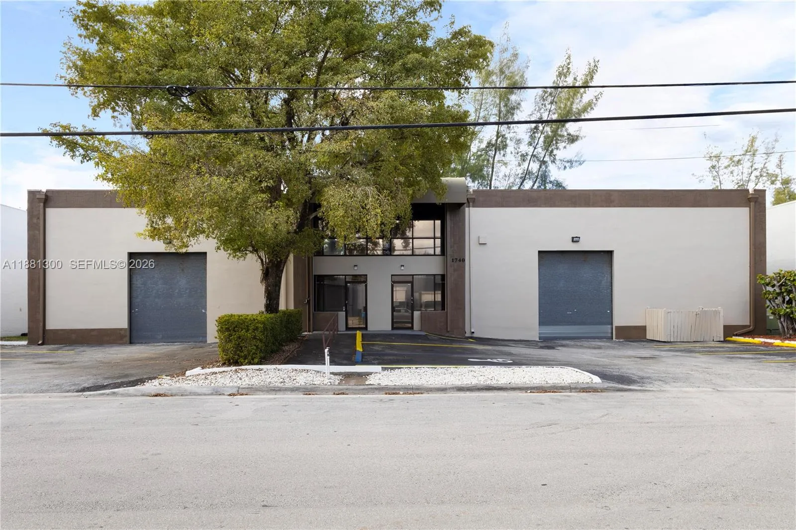 1740 Nw 93 Av 1740, Doral, Florida 33172, Doral, Florida 33172, ,Commercial Lease,For Rent,1740 Nw 93 Av 1740, Doral, Florida 33172,A11881300
