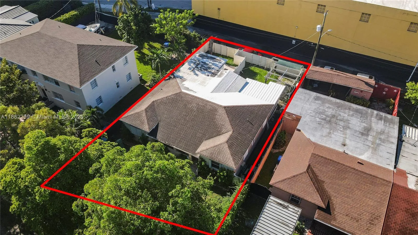 2530 Sw 27th St, Miami, Florida 33133, Miami, Florida 33133, ,Residential Income,For Sale,2530 Sw 27th St, Miami, Florida 33133,A11882259