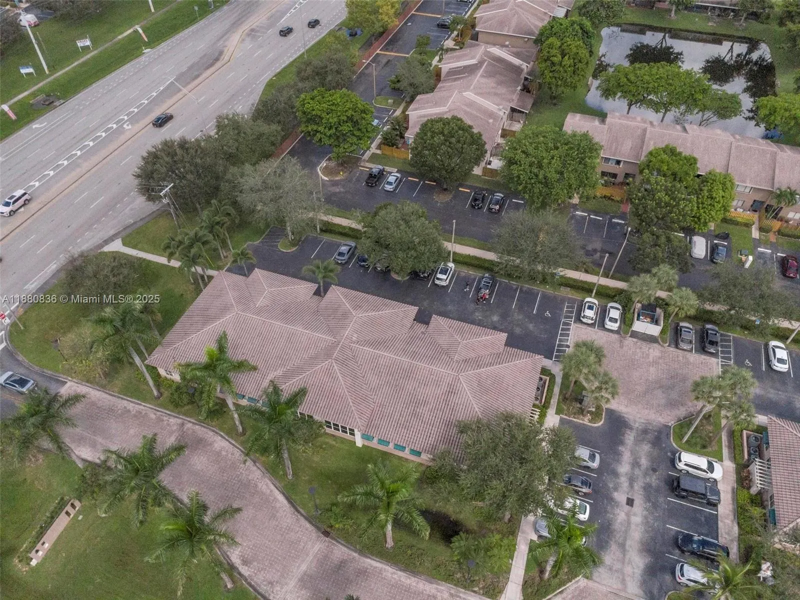 5200 S University Dr 103a, Davie, Florida 33328, Davie, Florida 33328, ,Commercial Lease,For Rent,5200 S University Dr 103a, Davie, Florida 33328,A11880836