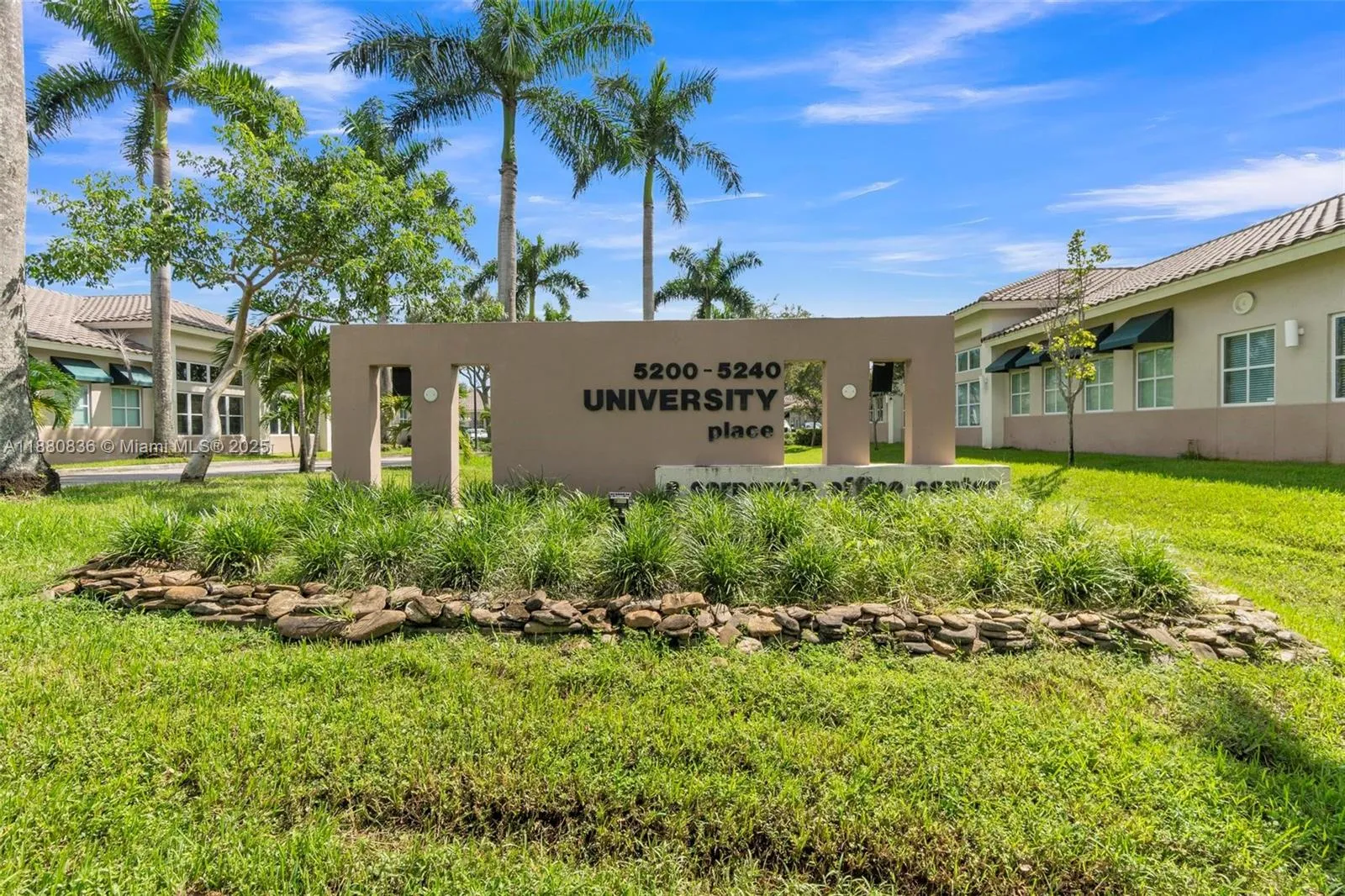 5200 S University Dr 103a, Davie, Florida 33328, Davie, Florida 33328, ,Commercial Lease,For Rent,5200 S University Dr 103a, Davie, Florida 33328,A11880836
