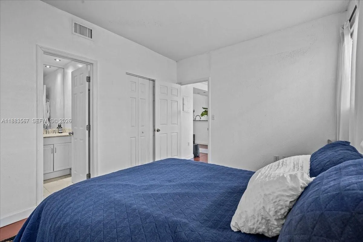 1027 Pennsylvania Ave 101, Miami Beach, Florida 33, Miami Beach, Florida 33139, 1 Bedroom Bedrooms, ,1 BathroomBathrooms,Residential,For Sale,1027 Pennsylvania Ave 101, Miami Beach, Florida 33,A11883567