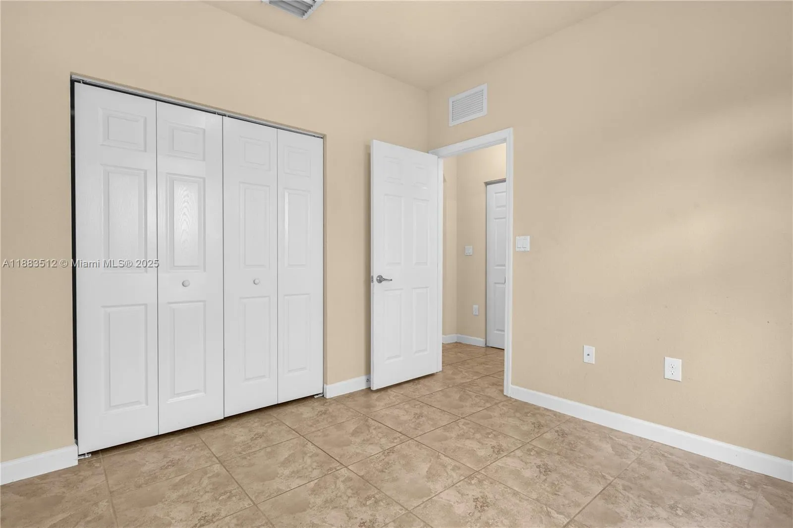 2401 Ne 4th St, Homestead, Florida 33033, Homestead, Florida 33033, 4 Bedrooms Bedrooms, ,2 BathroomsBathrooms,Residential,For Sale,2401 Ne 4th St, Homestead, Florida 33033,A11883512