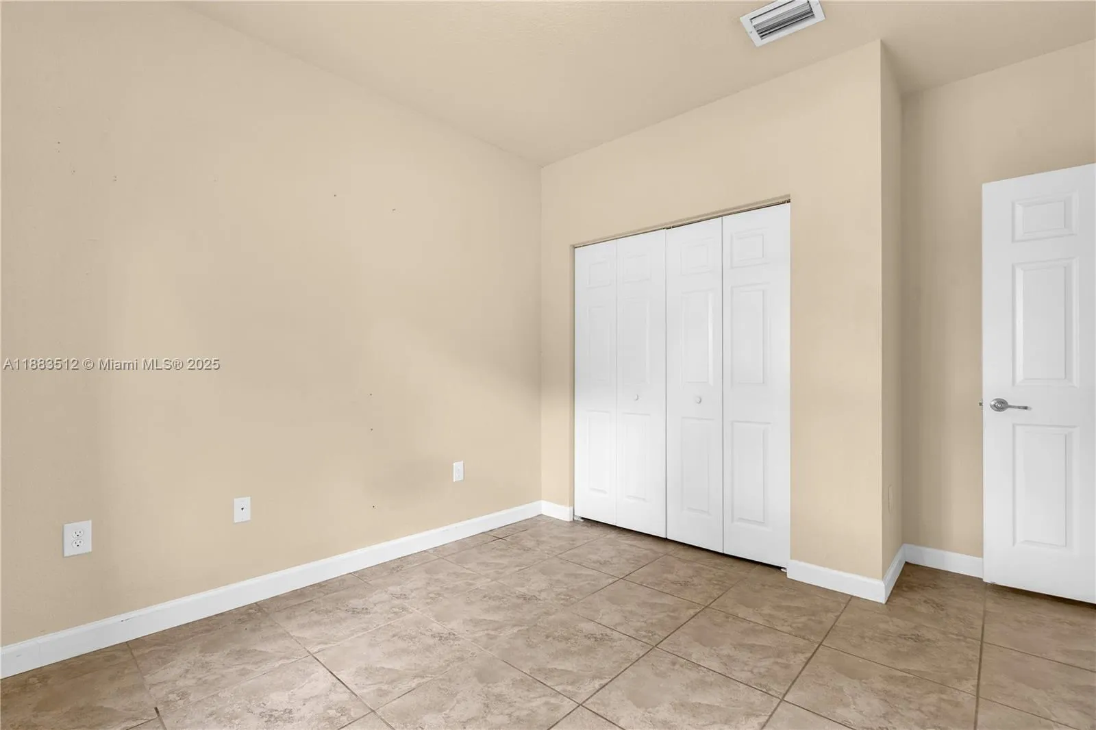 2401 Ne 4th St, Homestead, Florida 33033, Homestead, Florida 33033, 4 Bedrooms Bedrooms, ,2 BathroomsBathrooms,Residential,For Sale,2401 Ne 4th St, Homestead, Florida 33033,A11883512