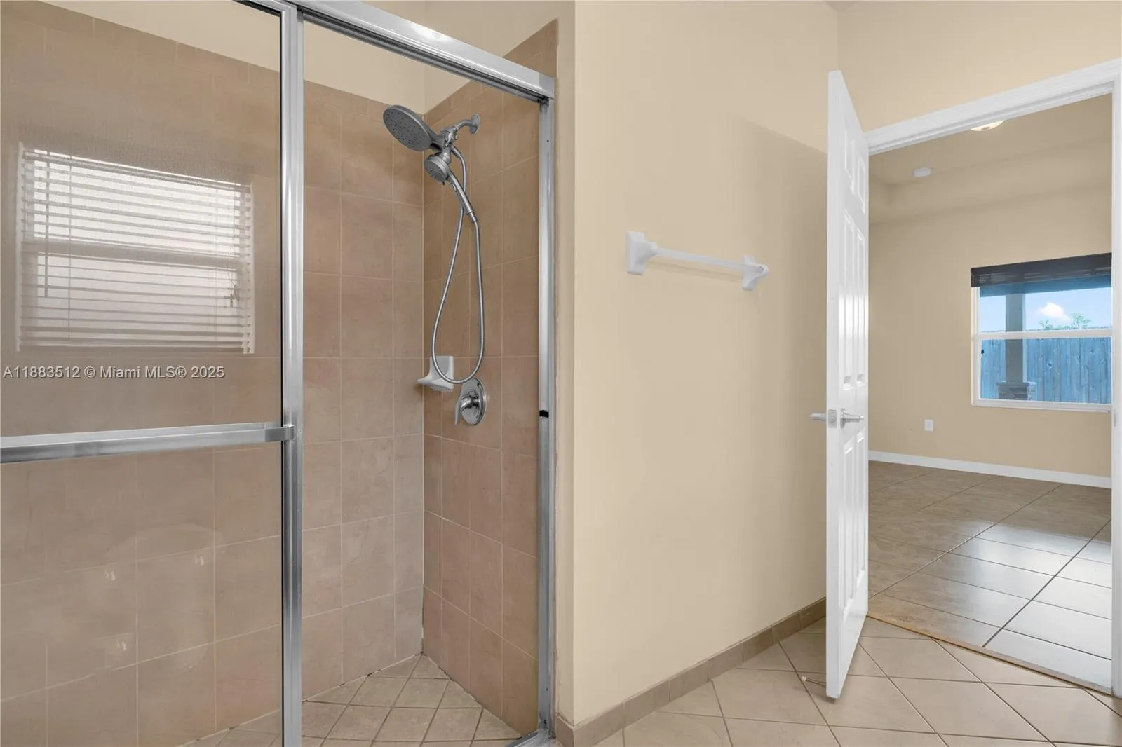 2401 Ne 4th St, Homestead, Florida 33033, Homestead, Florida 33033, 4 Bedrooms Bedrooms, ,2 BathroomsBathrooms,Residential,For Sale,2401 Ne 4th St, Homestead, Florida 33033,A11883512