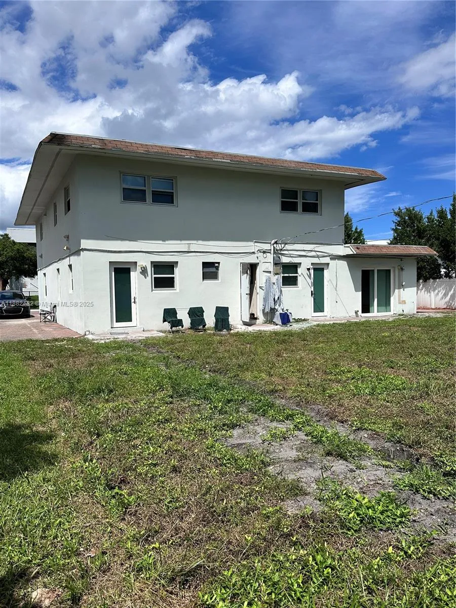 2270 Sw 46th Ct, Dania Beach, Florida 33312, Dania Beach, Florida 33312, ,Residential Income,For Sale,2270 Sw 46th Ct, Dania Beach, Florida 33312,A11882482